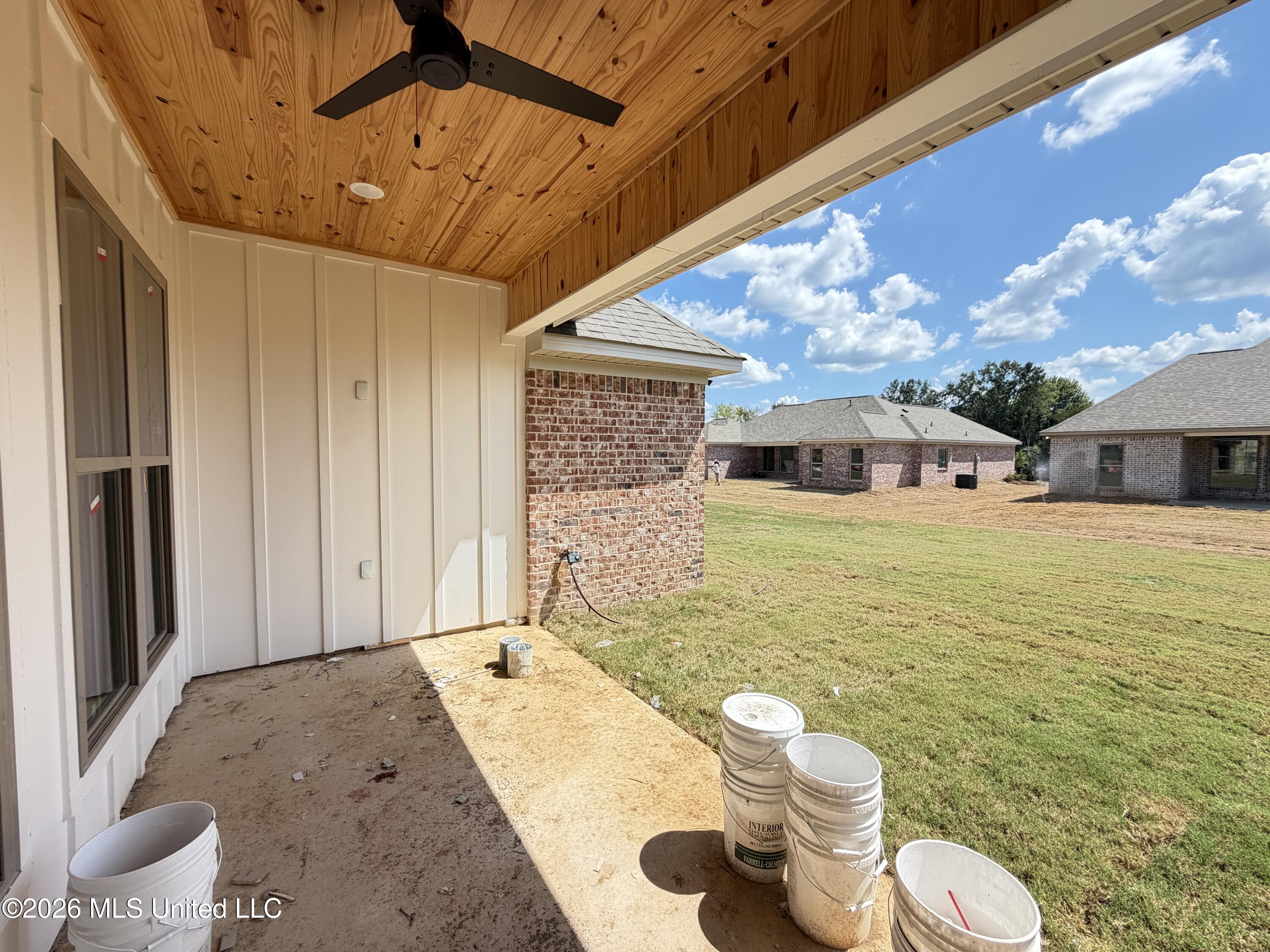 313 Brookfield Circle Property Photo 33