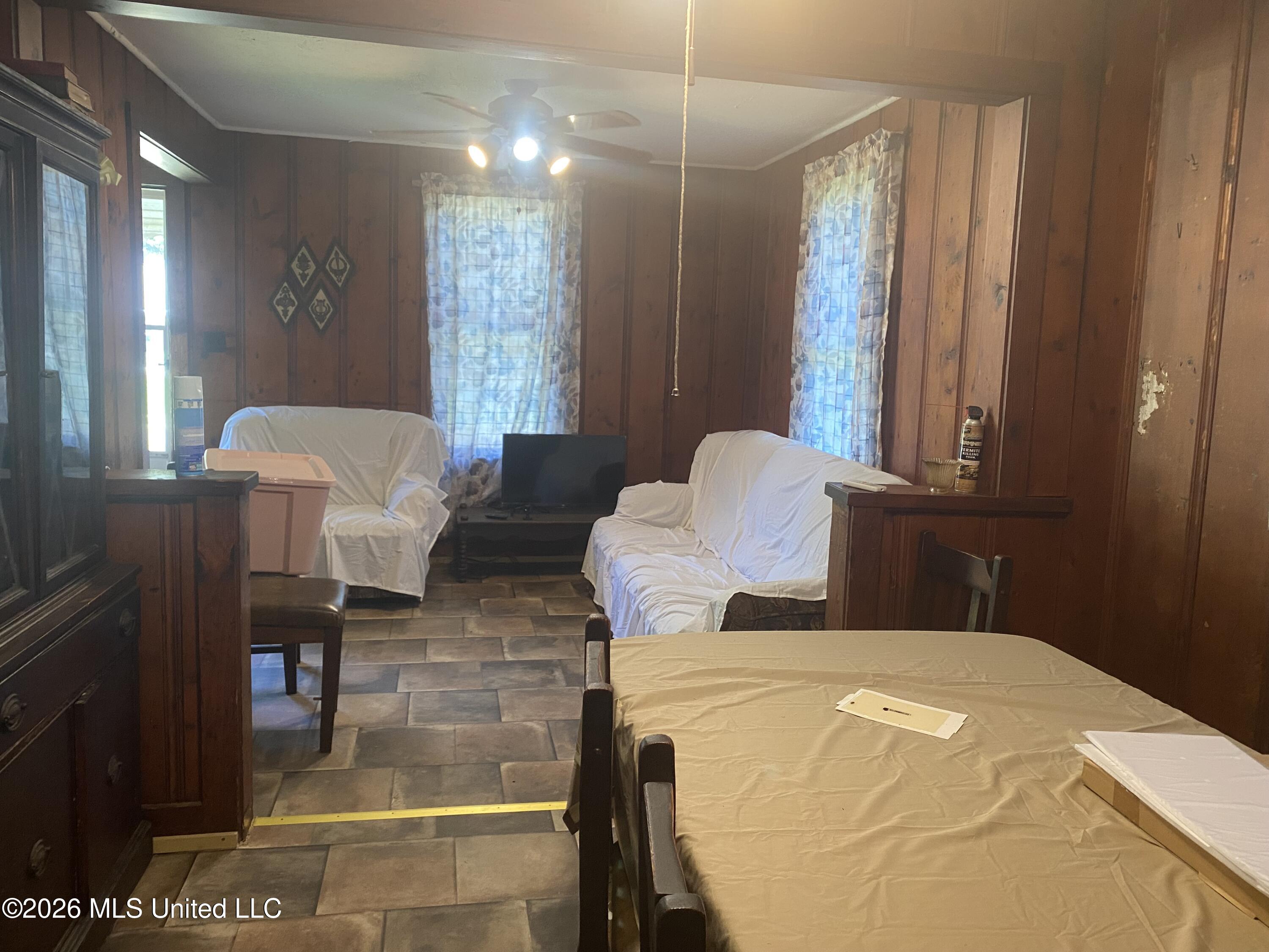 402 S Spruce Street Property Photo 10