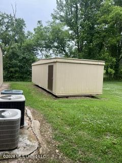 3823 S Siwell Road Property Photo 8