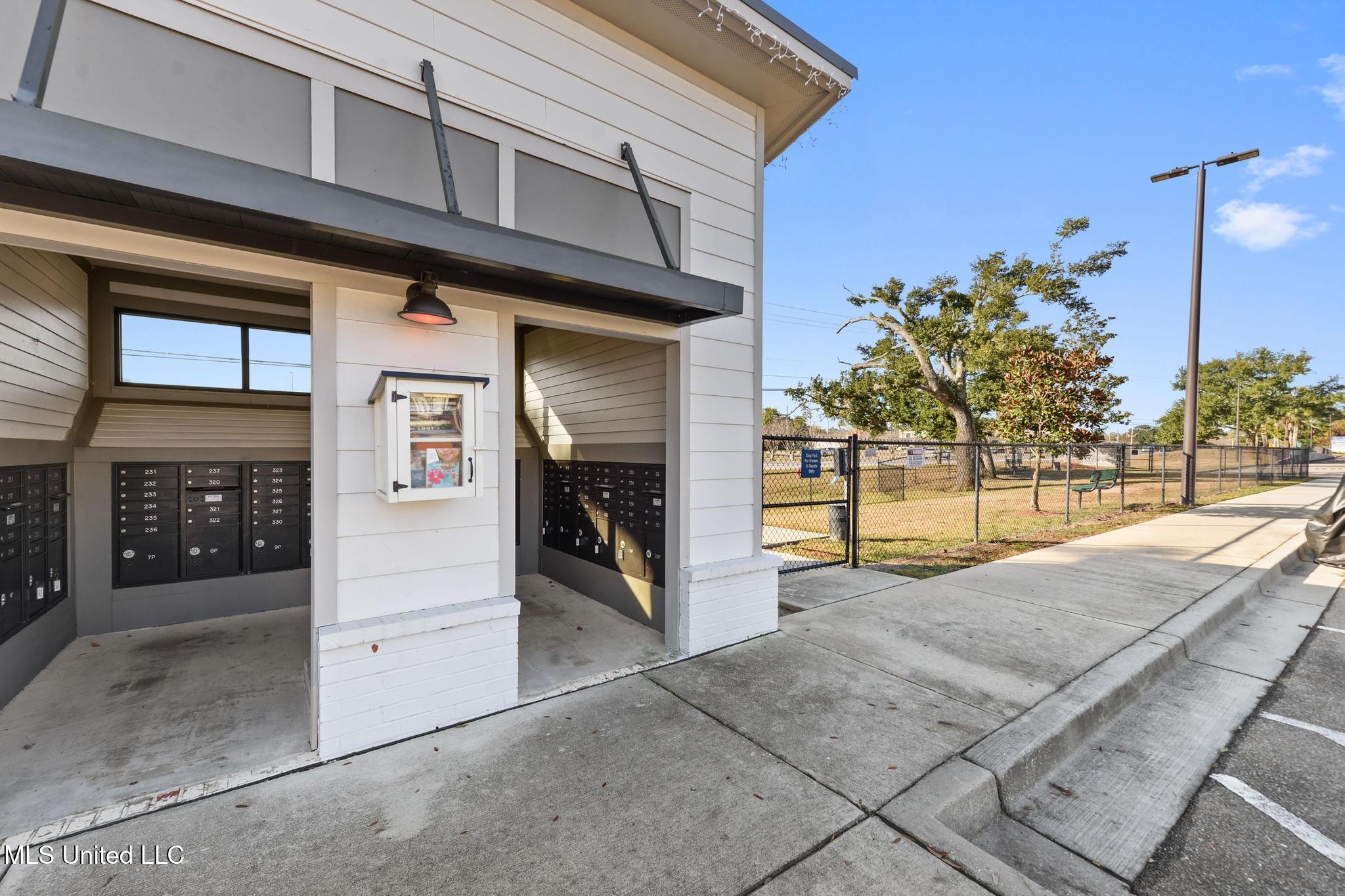 2501 Bienville Boulevard Property Photo 36