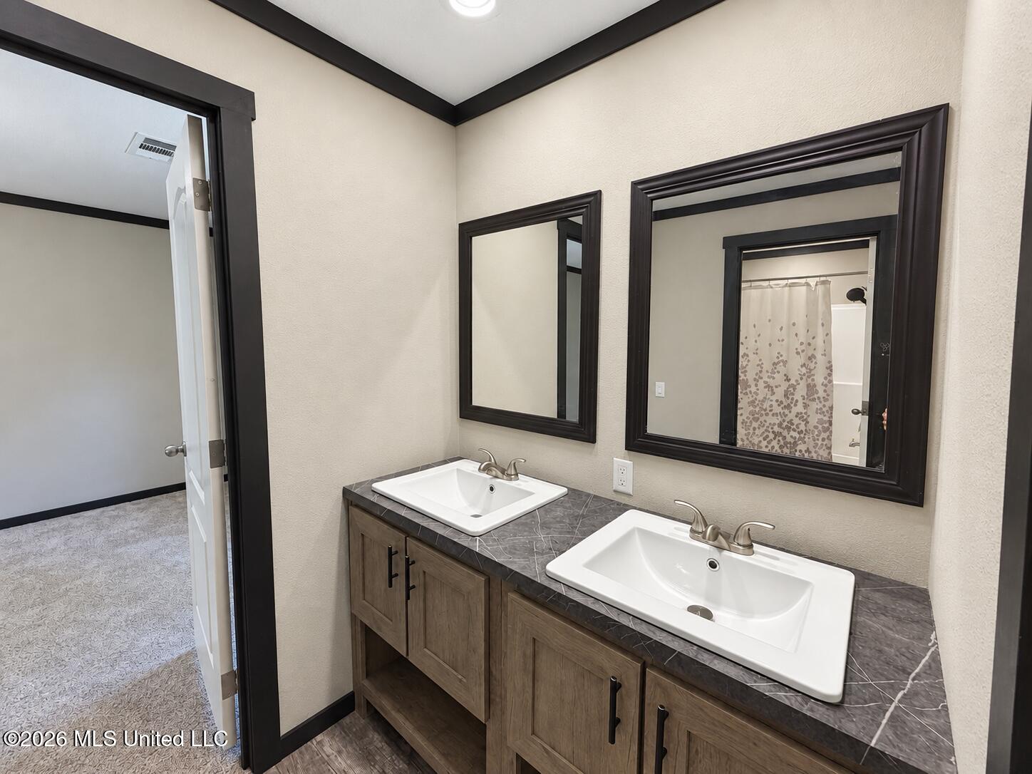 4350 Thyatira Tyro Property Photo 13