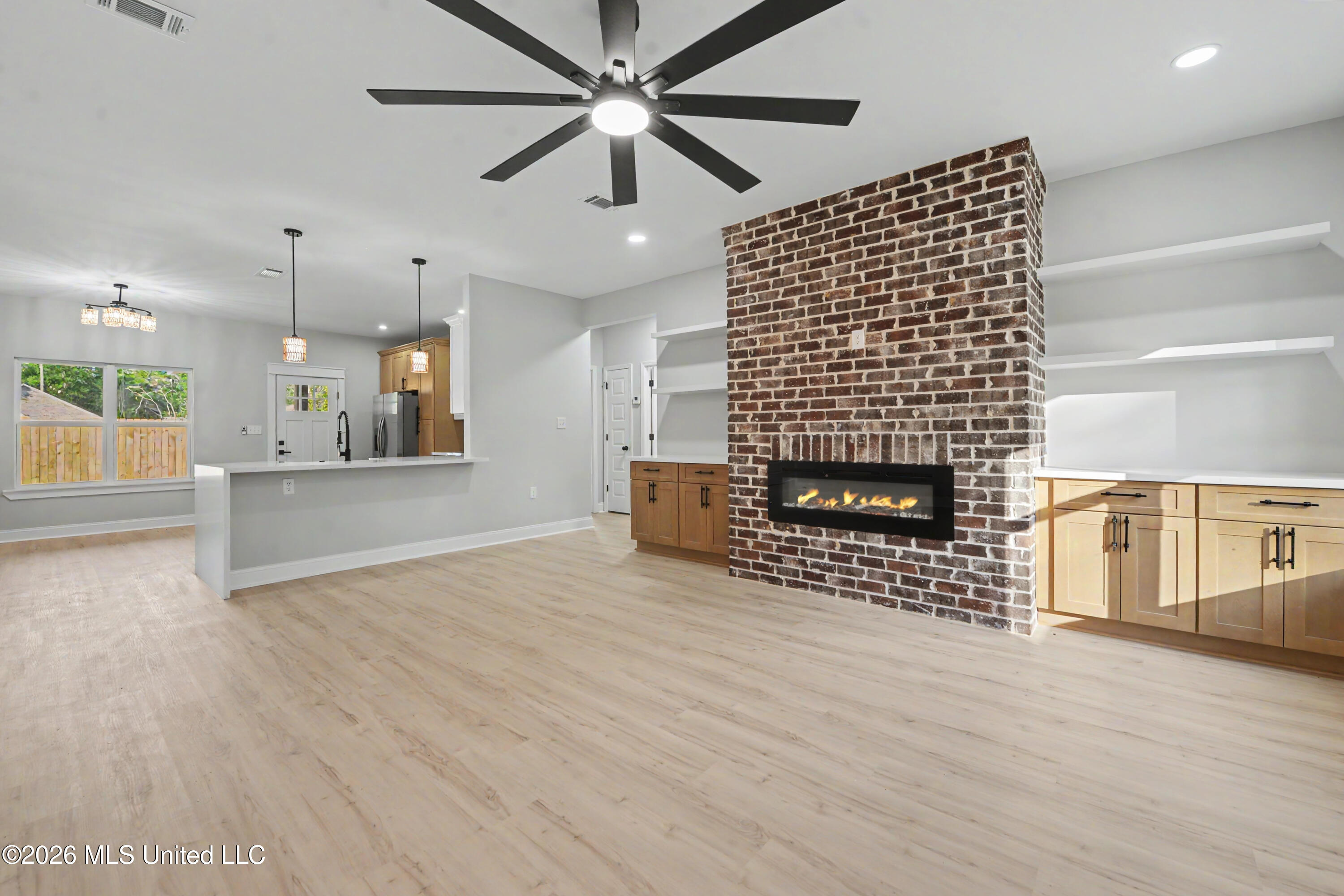 524 Plum Street Property Photo 4
