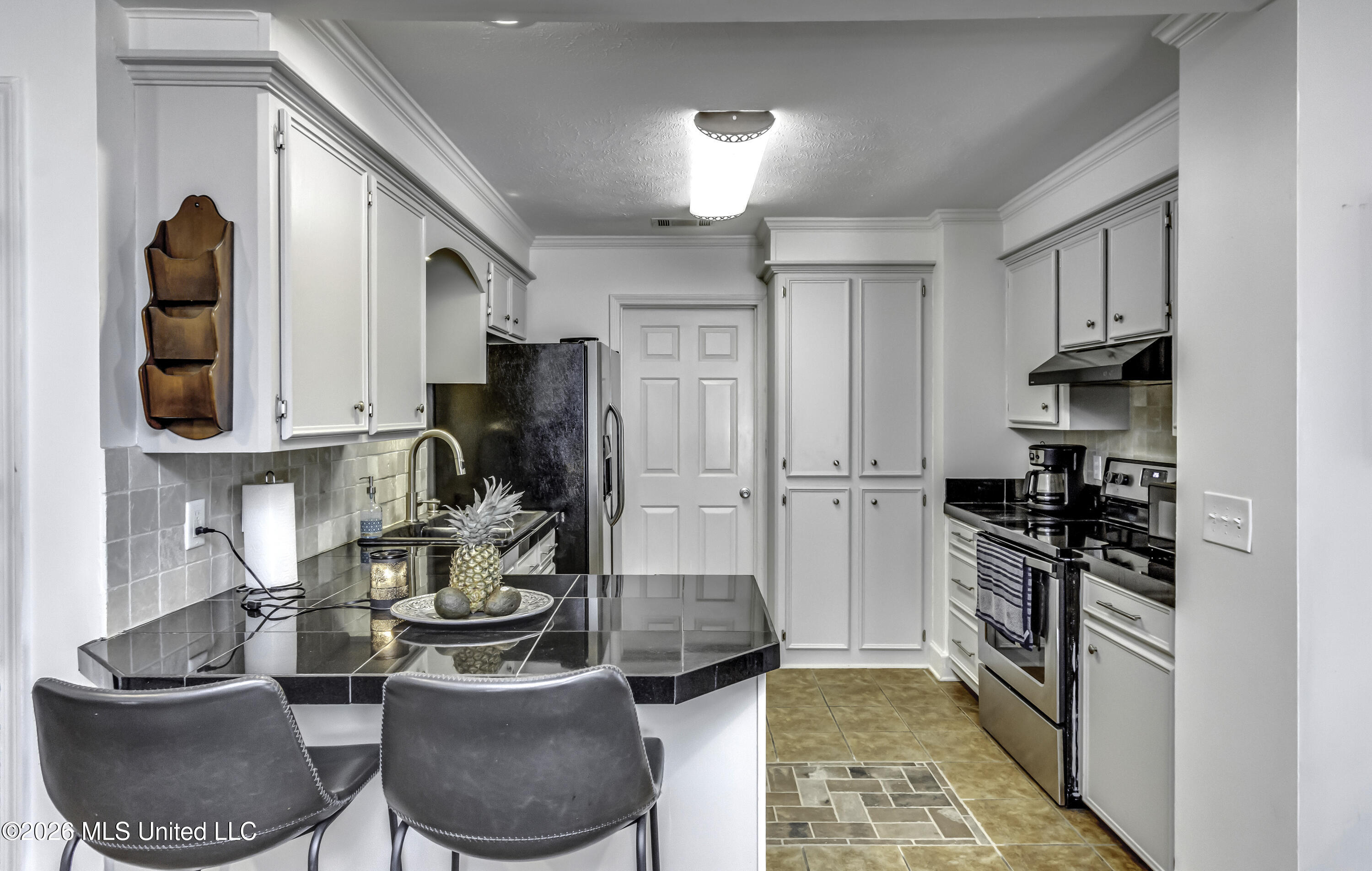226 Waterwood Drive Property Photo 12