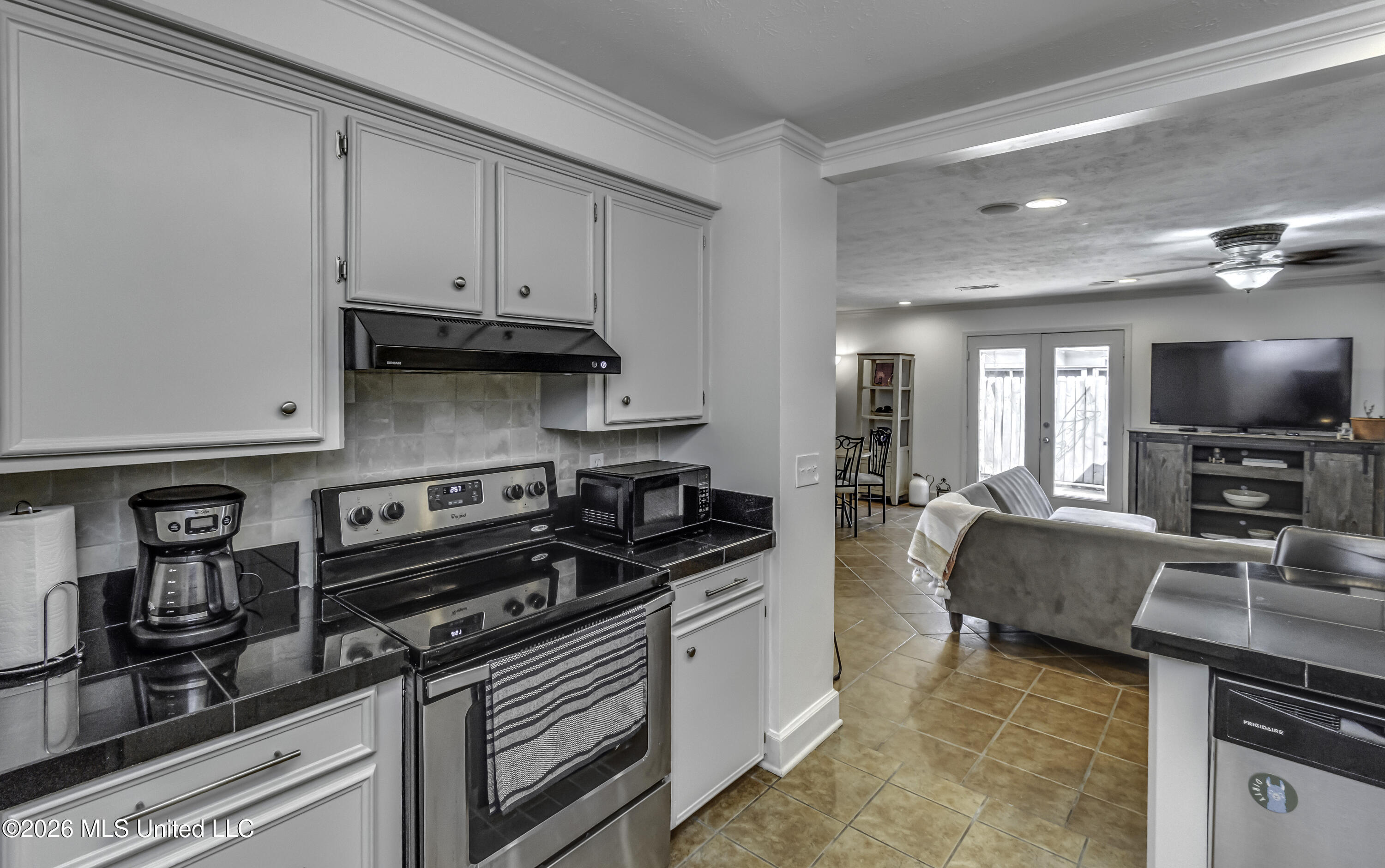 226 Waterwood Drive Property Photo 17