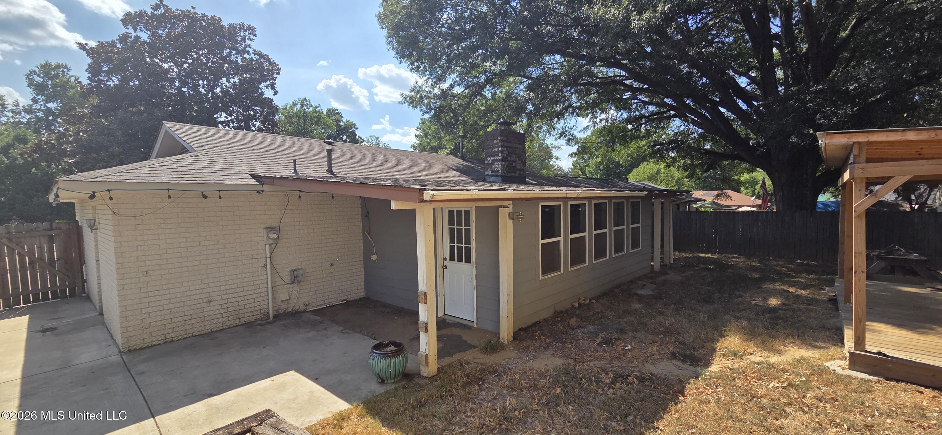 2192 Holbrook Cove Property Photo 25