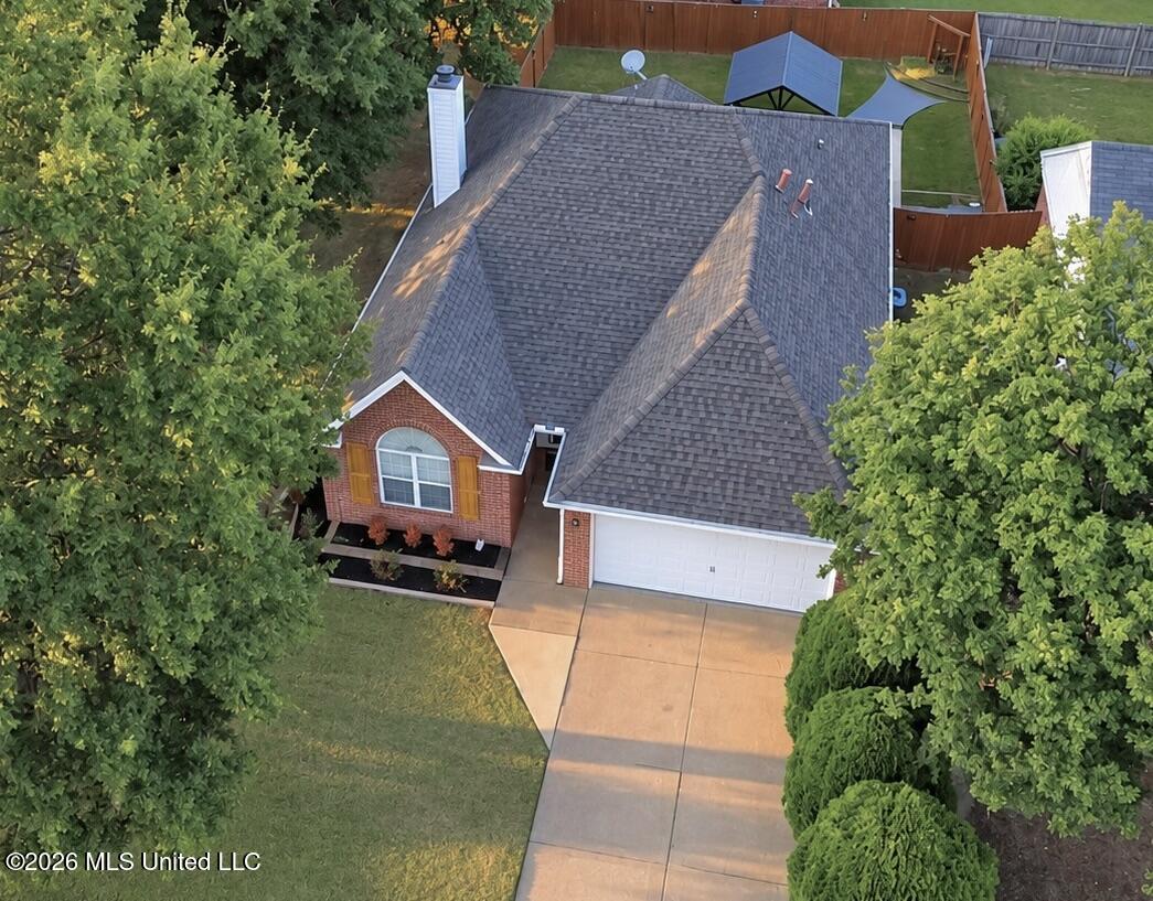 9240 Huron Drive Property Photo 3
