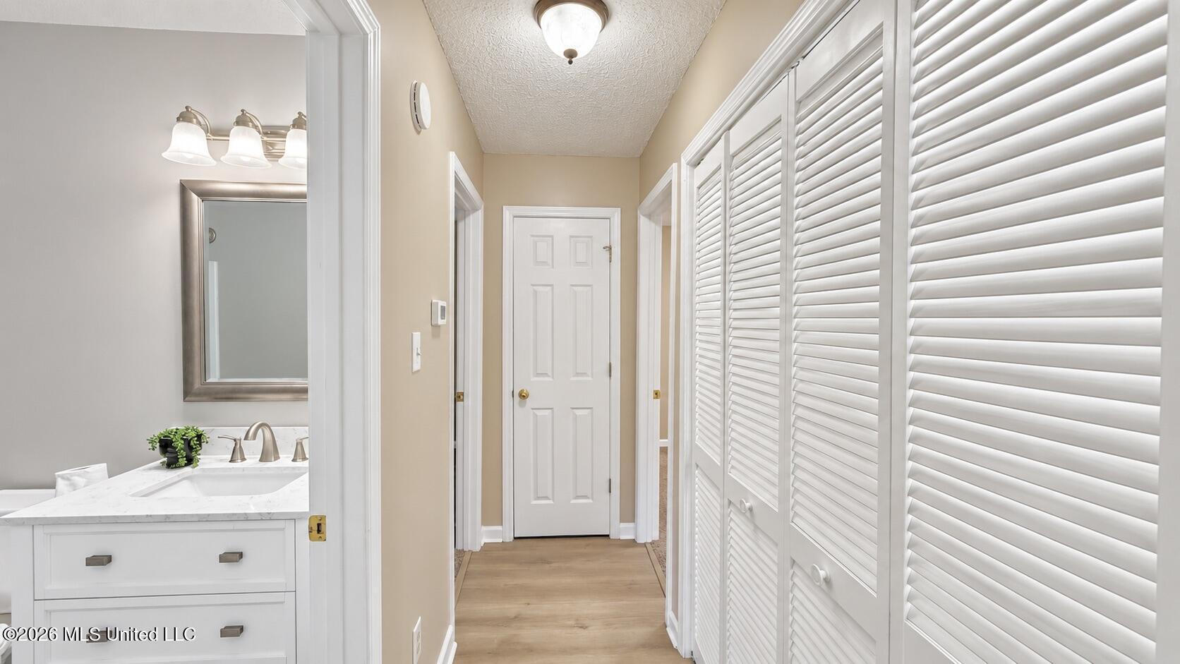 9240 Huron Drive Property Photo 15