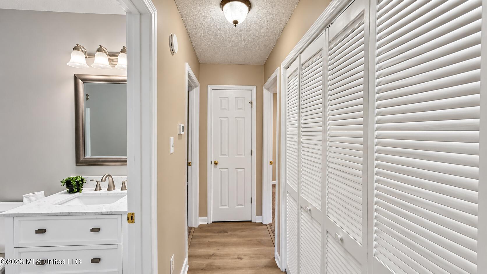9240 Huron Drive Property Photo 18