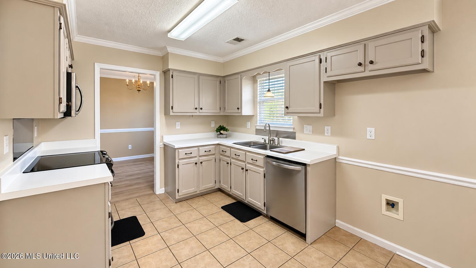 9240 Huron Drive Property Photo 25