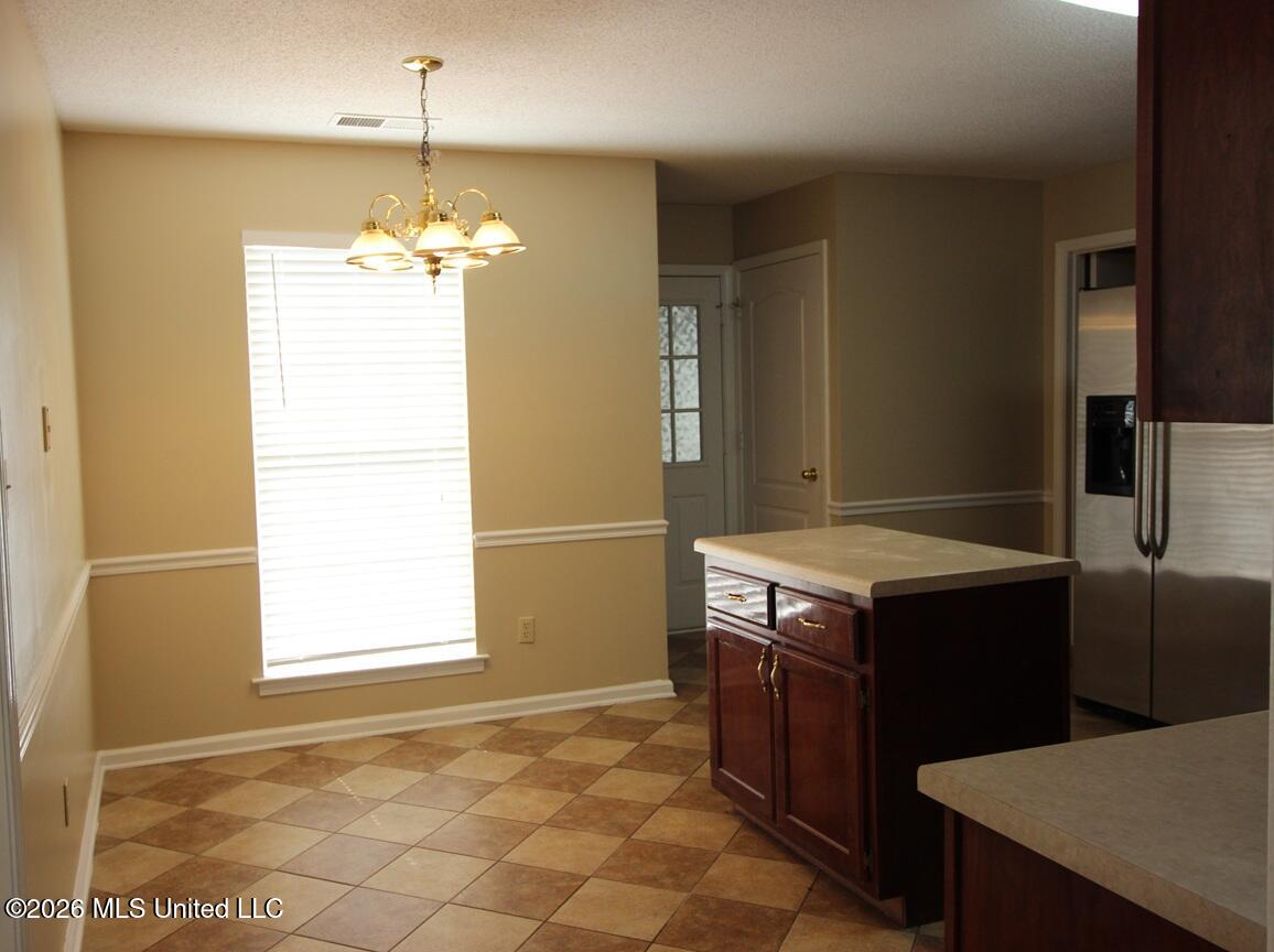910 Scotch Pine Cove Property Photo 14