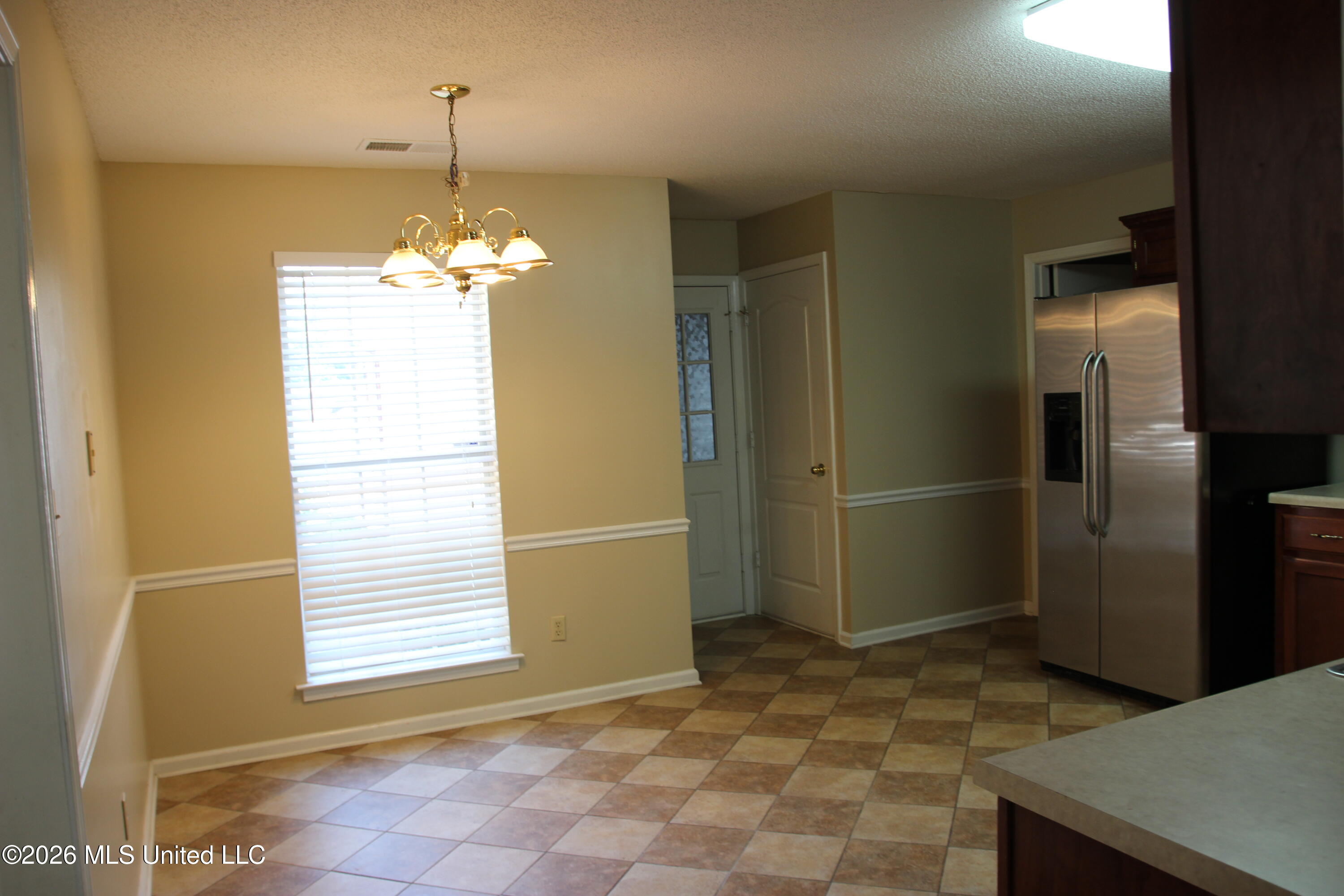 910 Scotch Pine Cove Property Photo 16