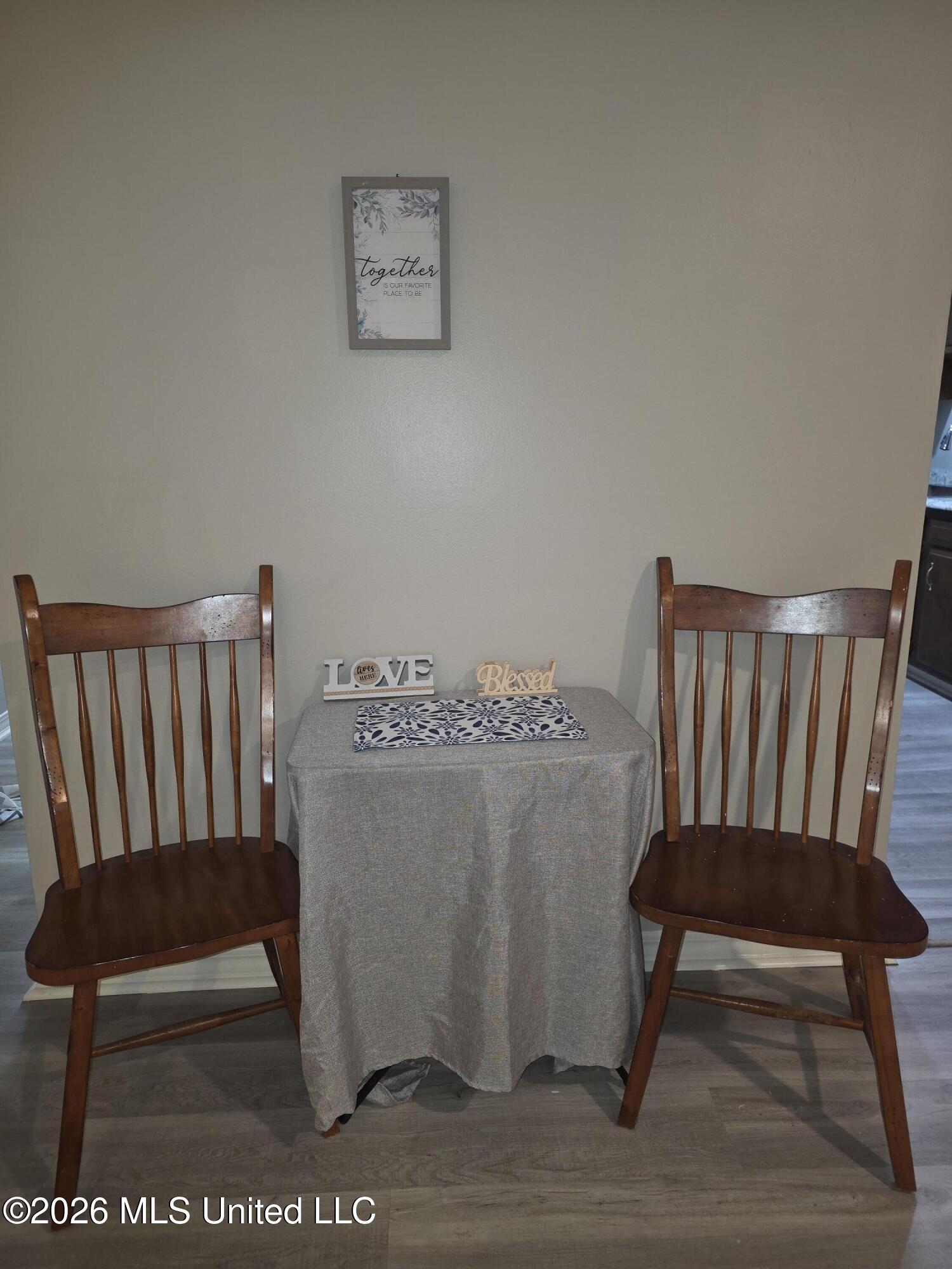 242 Highpoint Drive Property Photo 4
