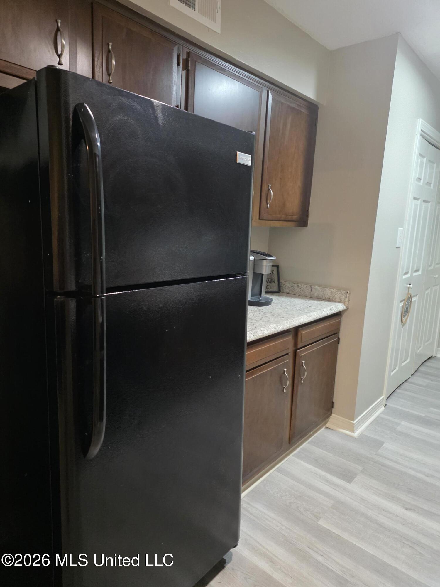242 Highpoint Drive Property Photo 9