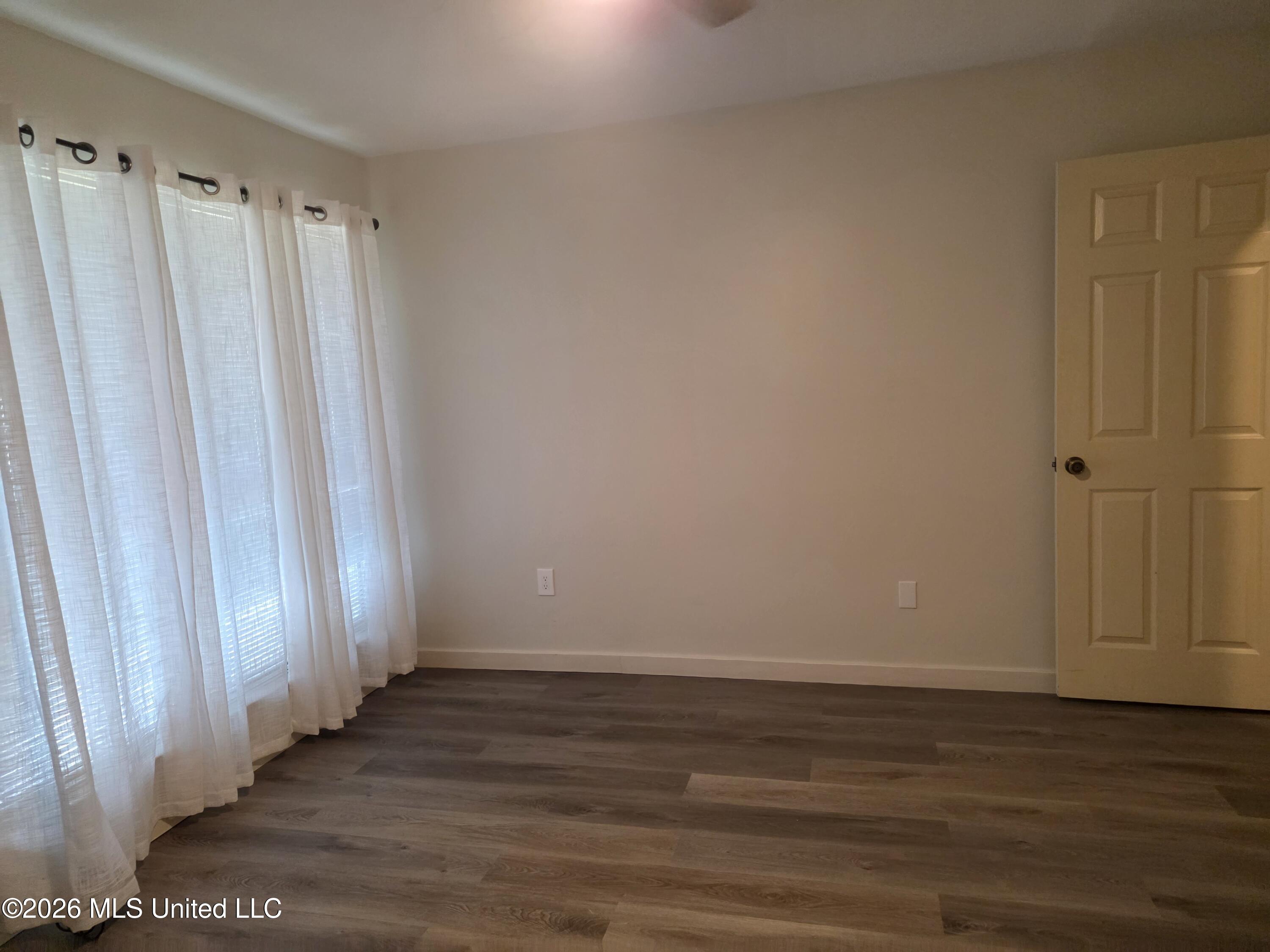 242 Highpoint Drive Property Photo 13