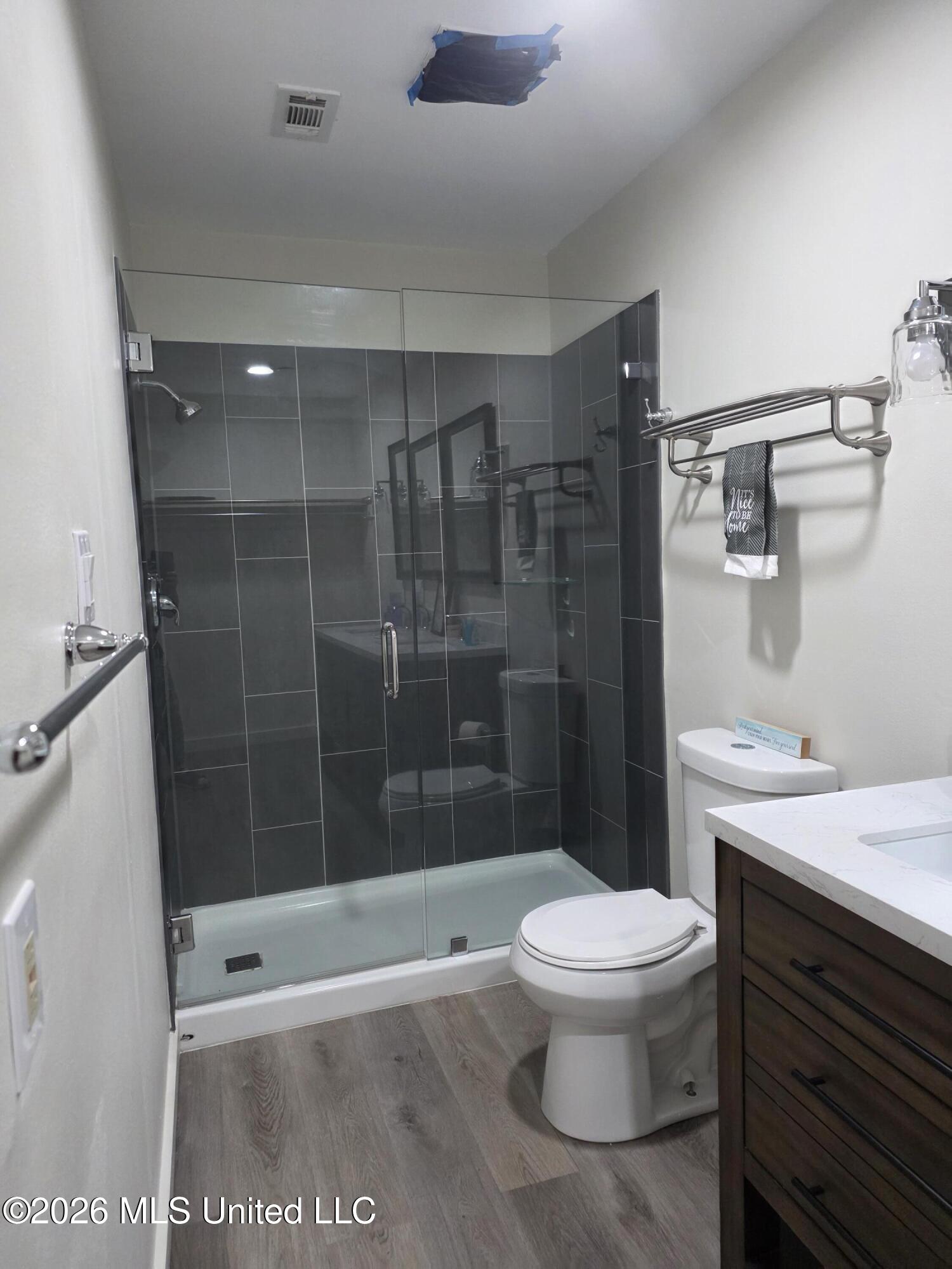 242 Highpoint Drive Property Photo 19
