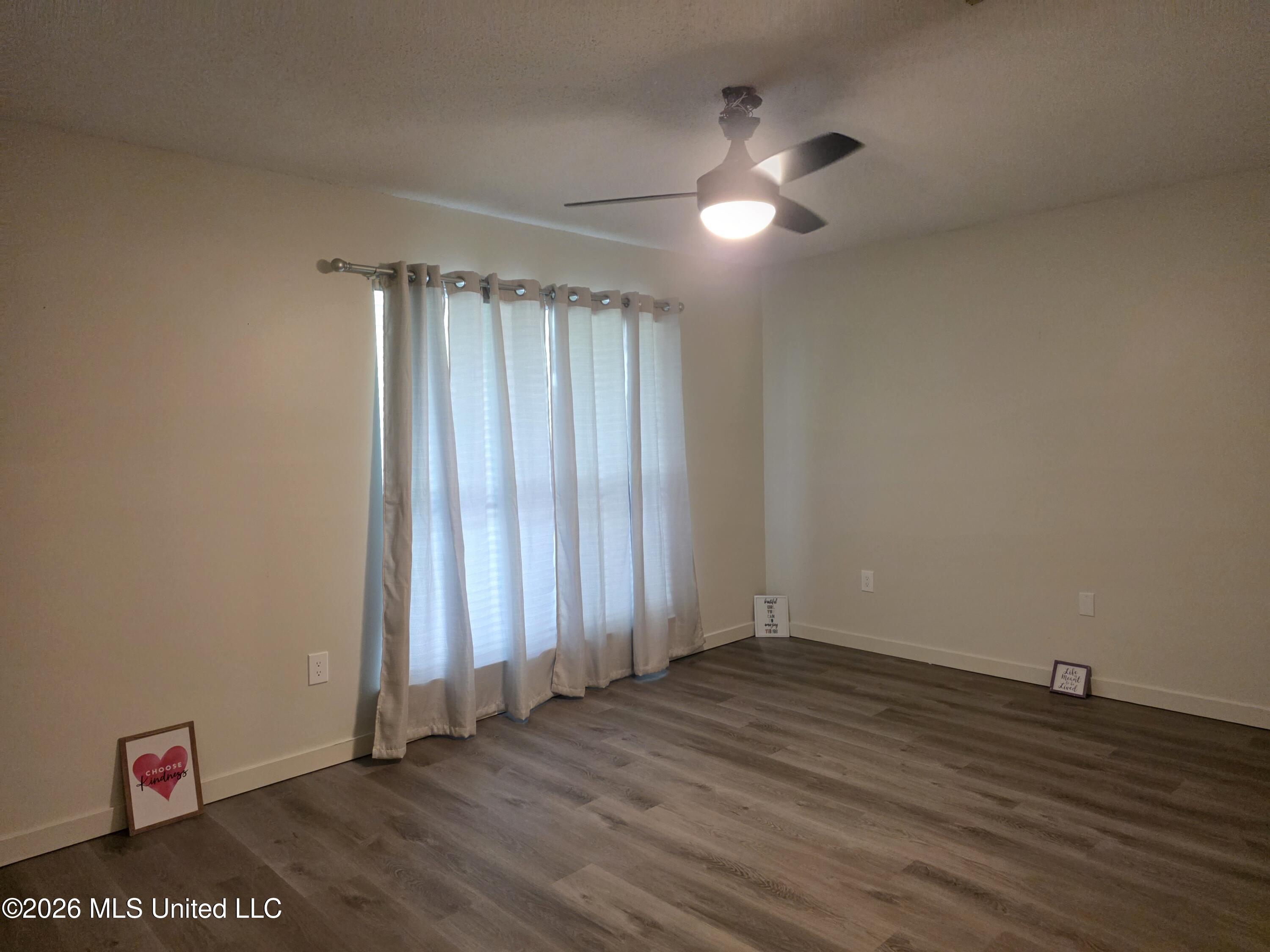 242 Highpoint Drive Property Photo 20