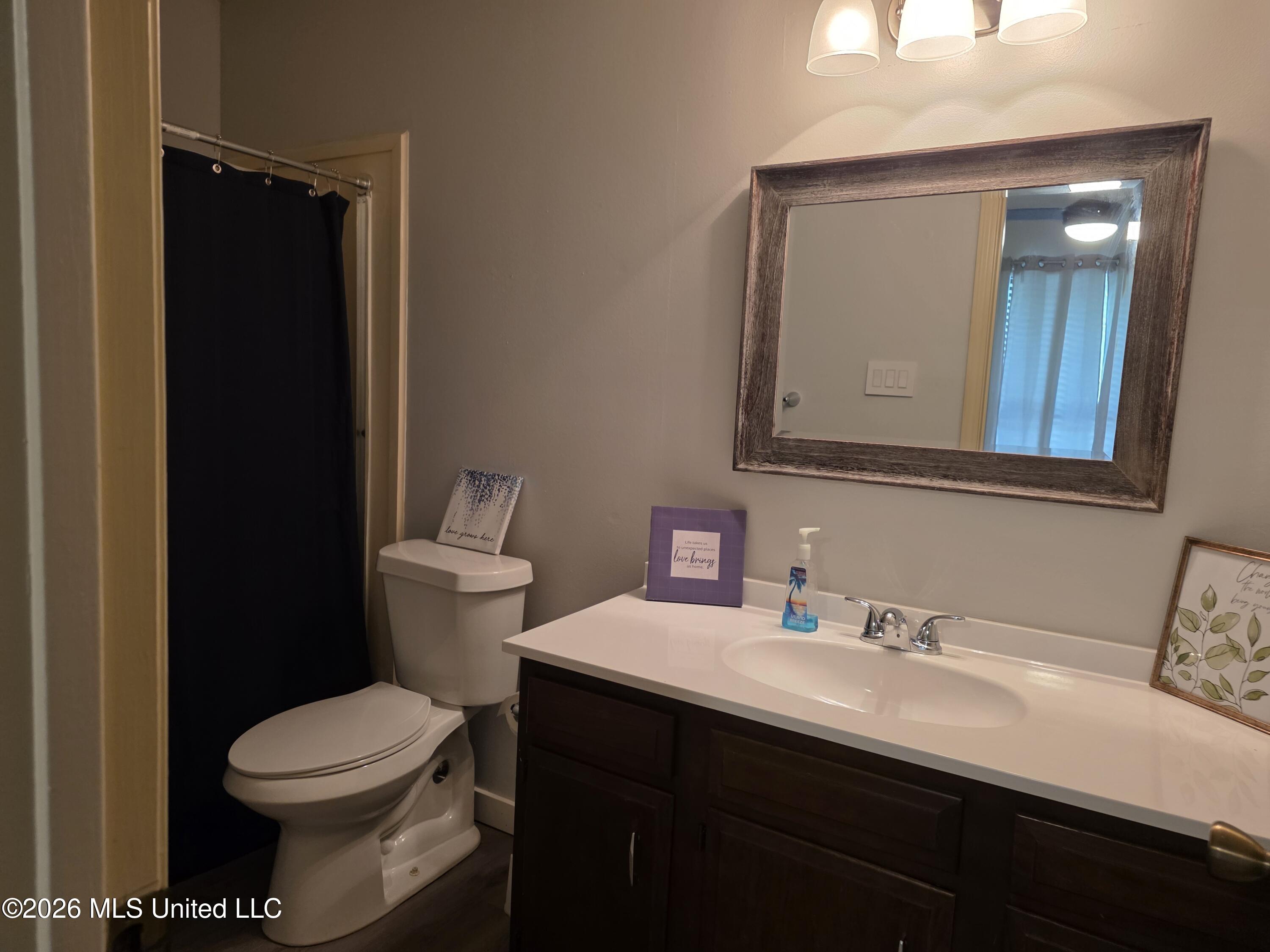 242 Highpoint Drive Property Photo 25