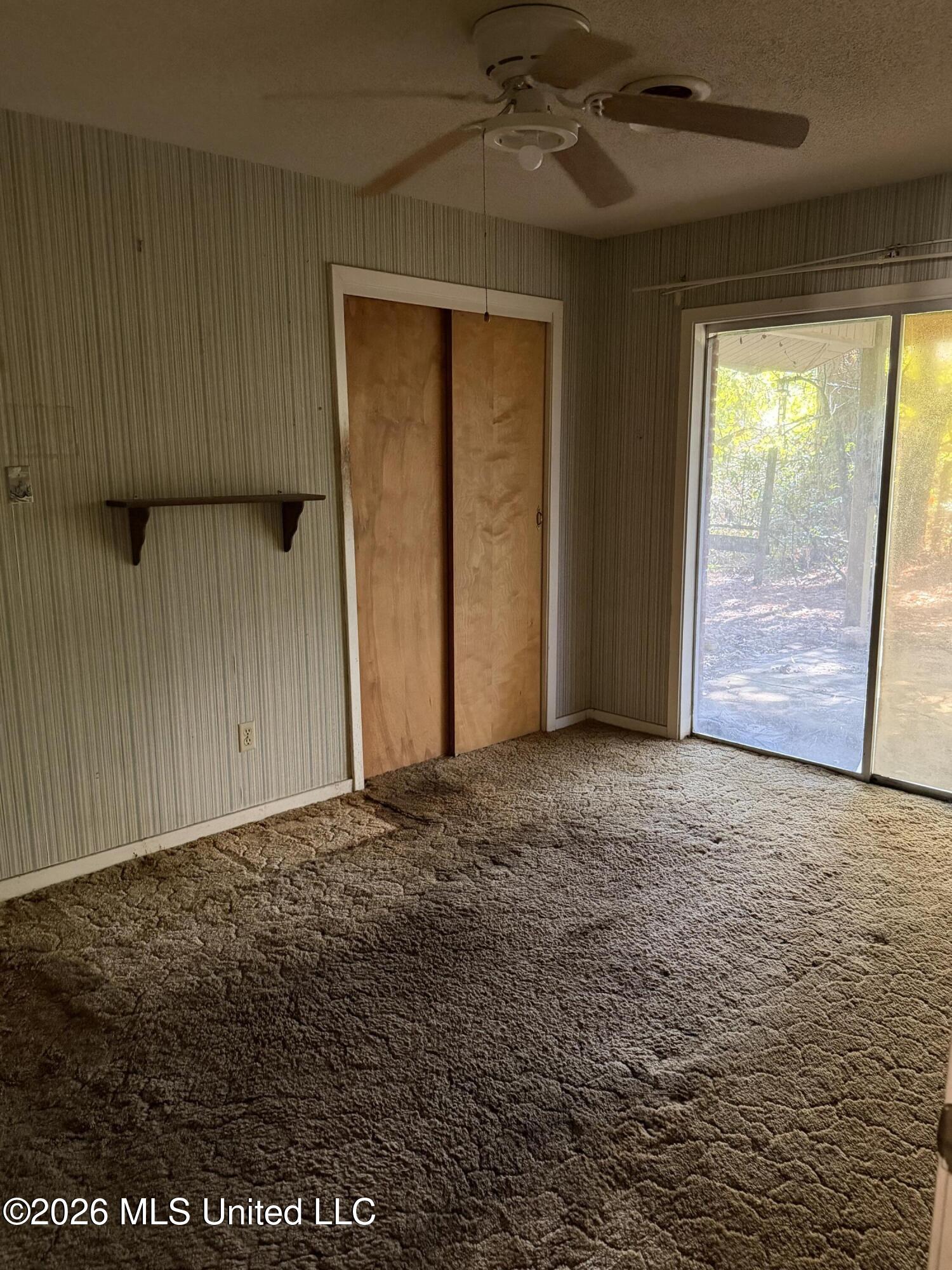 2177 Popp's Ferry Road Property Photo 10