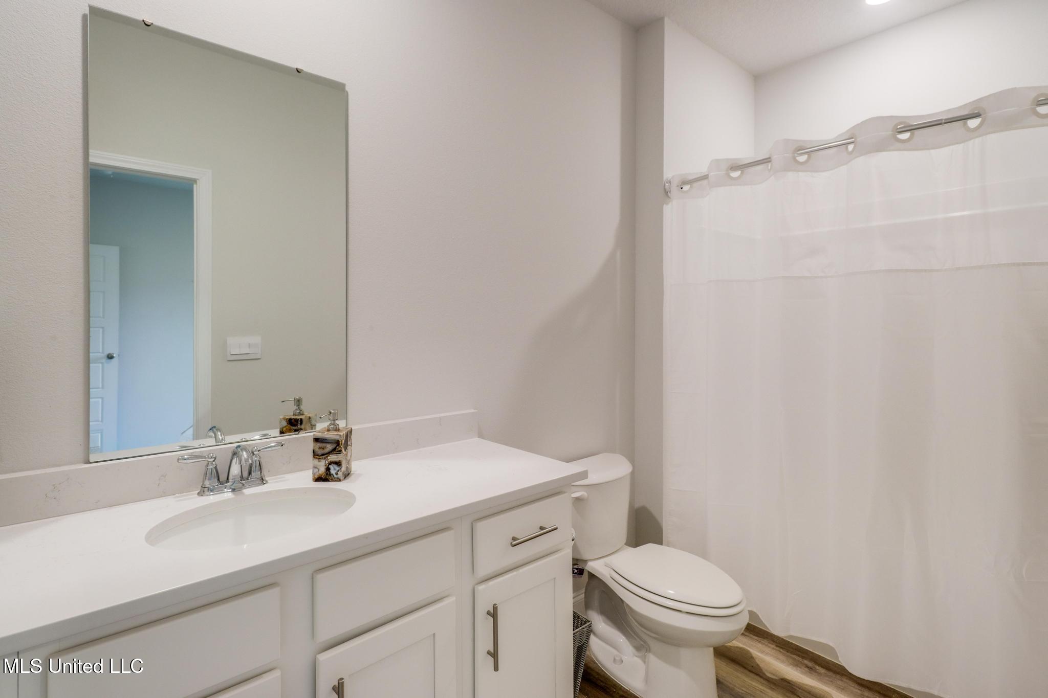 18951 Harrington Circle Property Photo 16