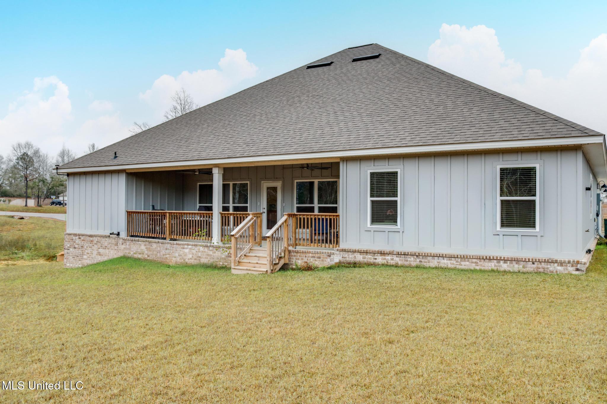 18951 Harrington Circle Property Photo 28