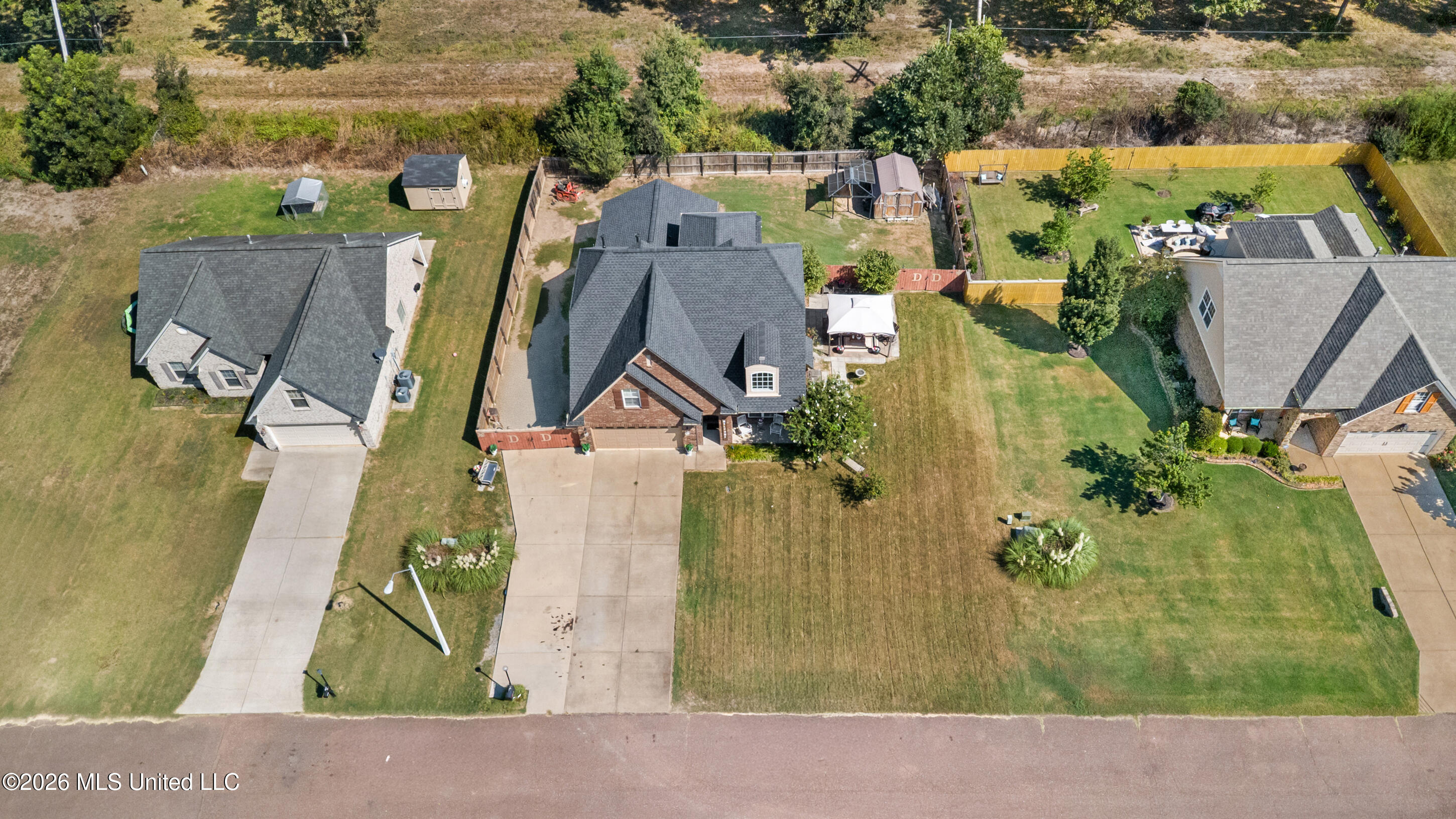 887 Rigby Avenue Property Photo 26