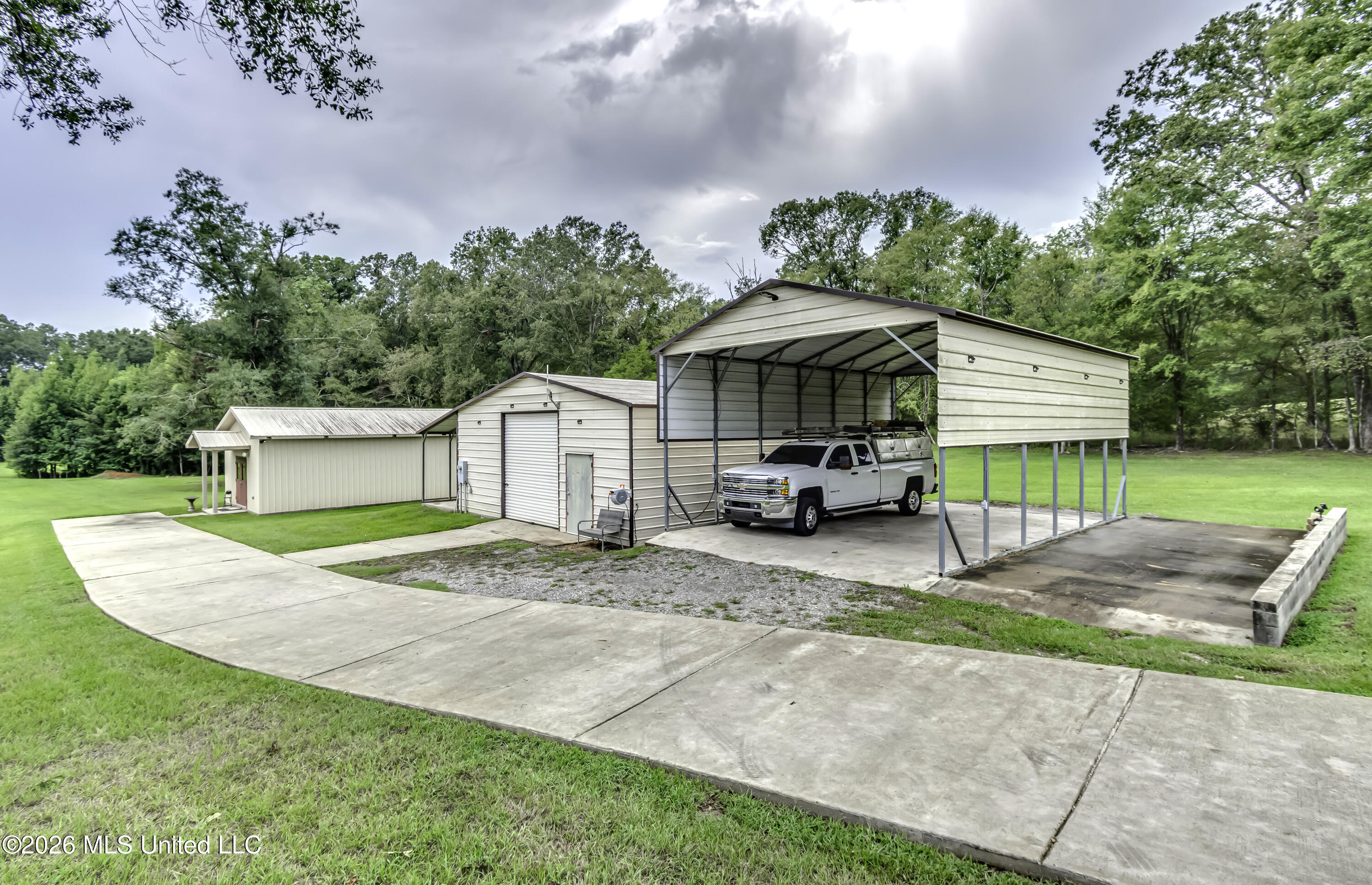 2865 Seven Springs Road Property Photo 67