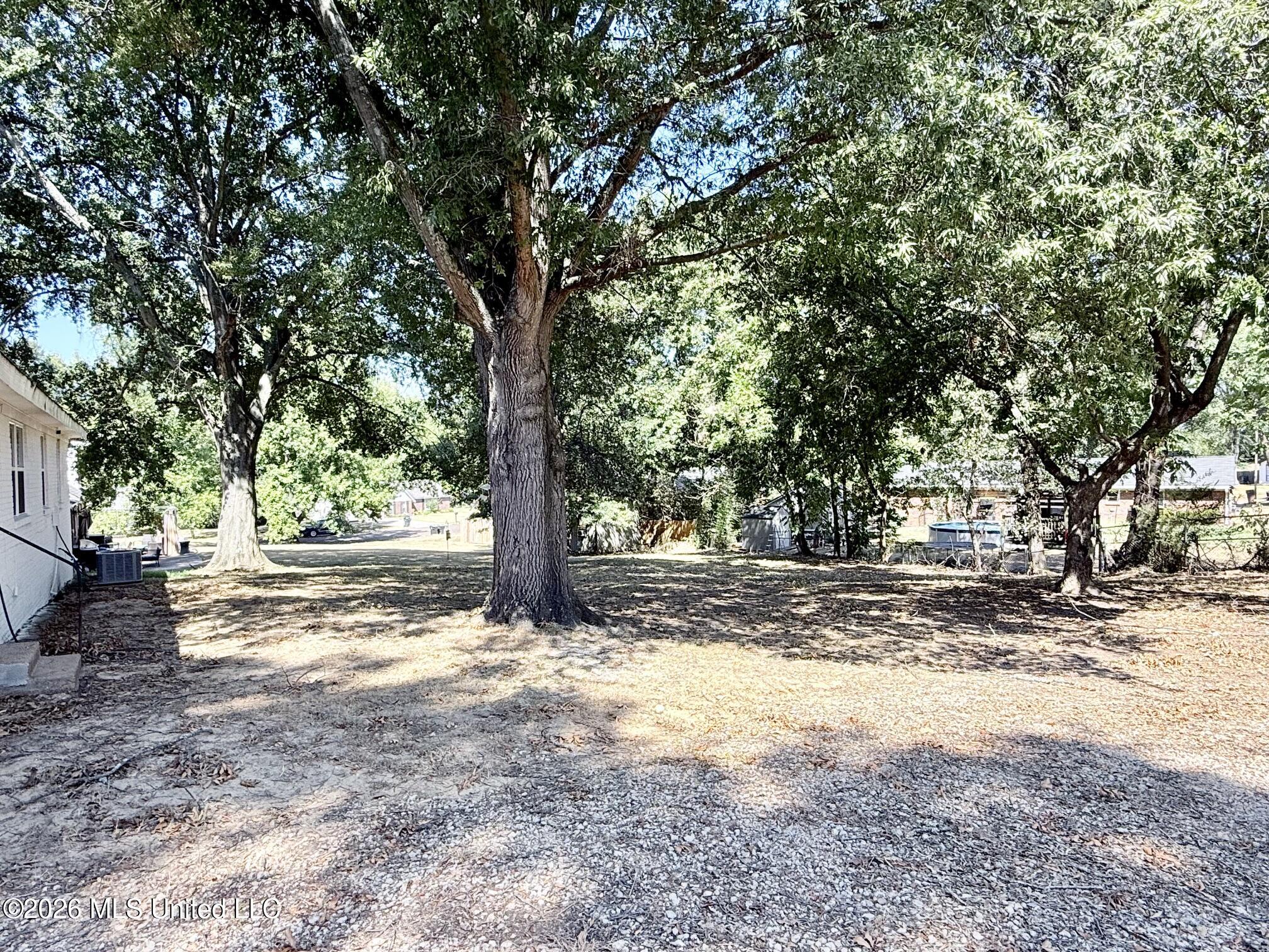 262 Sweetbriar Avenue Property Photo 13