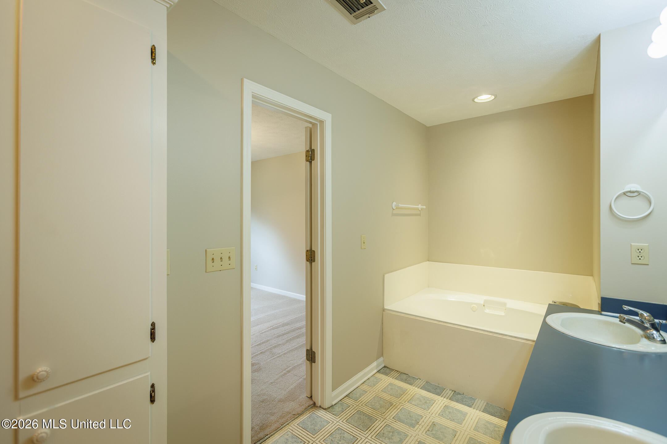 101 Lee Ann Drive Property Photo 14