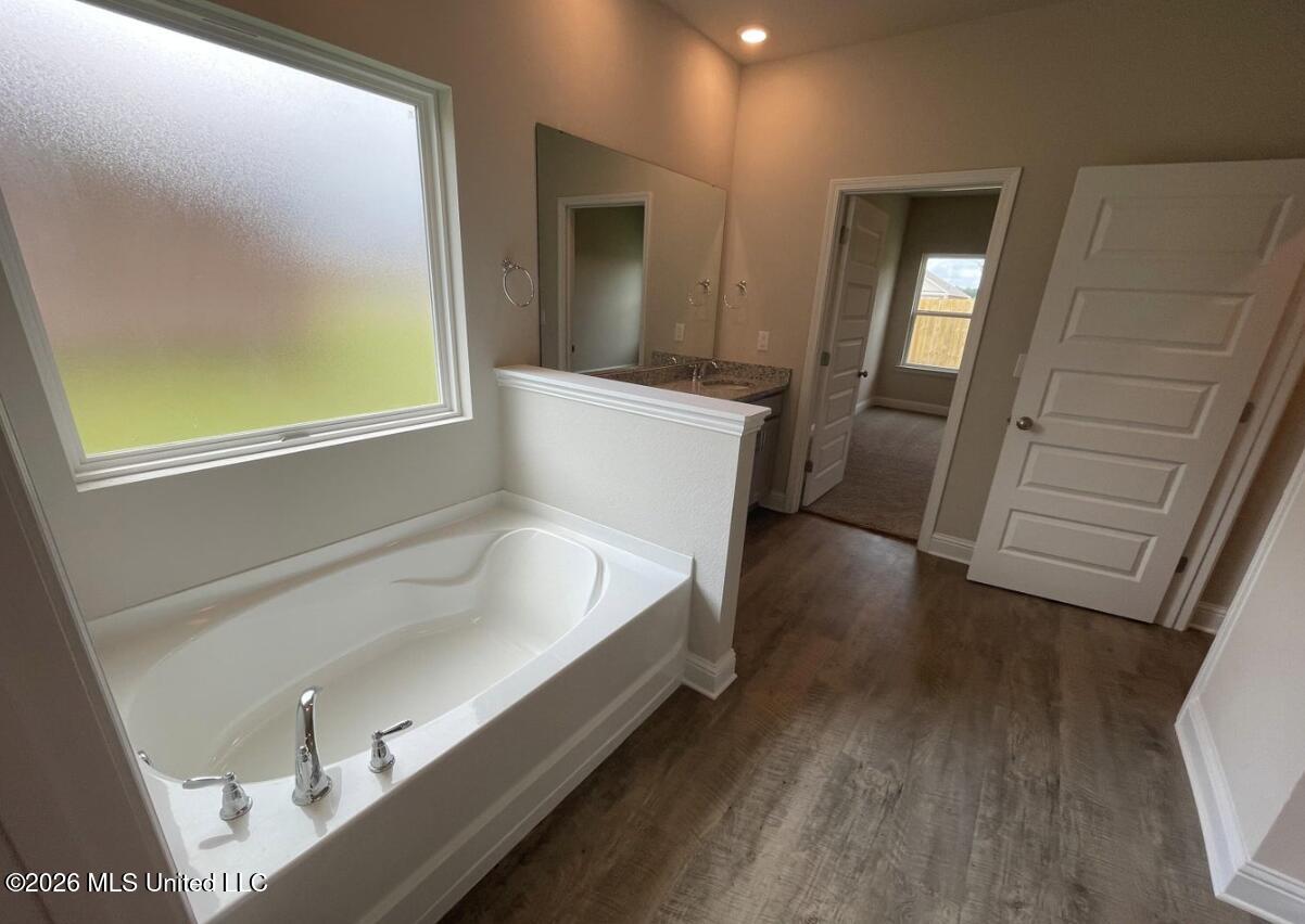 9557 Mallette Drive Property Photo 8