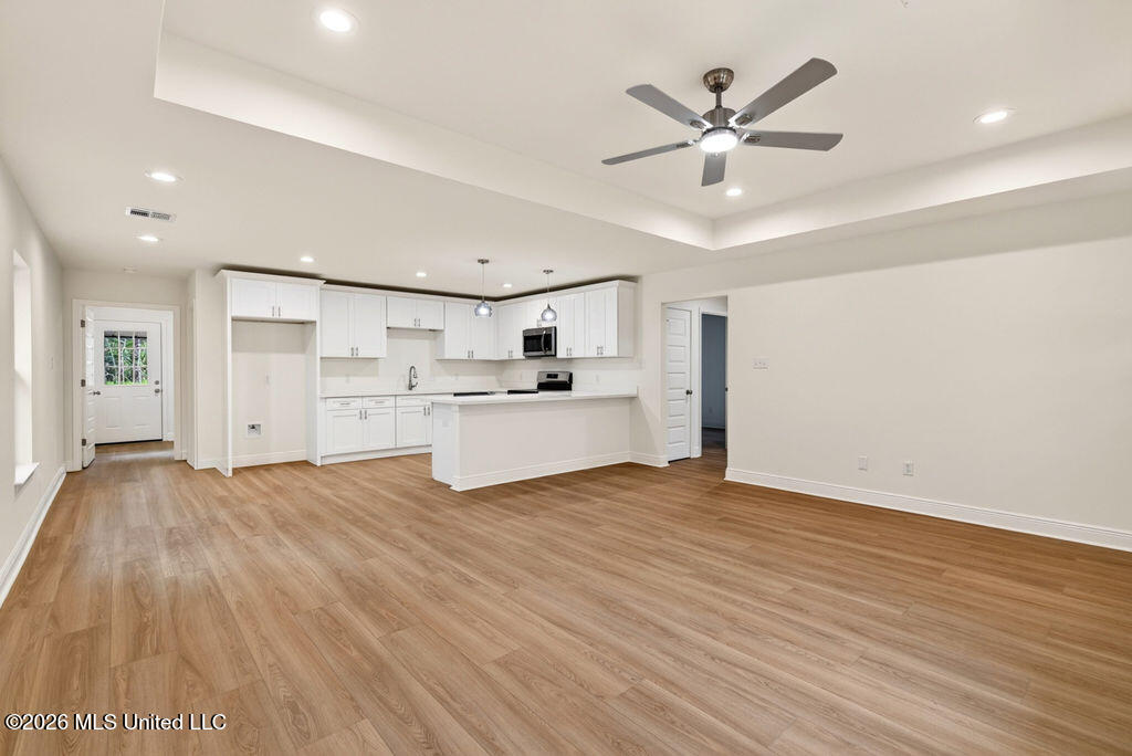 20 Global Lane Property Photo 6