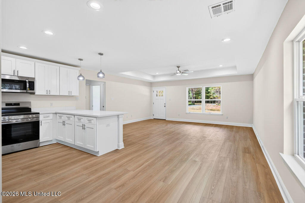 20 Global Lane Property Photo 12
