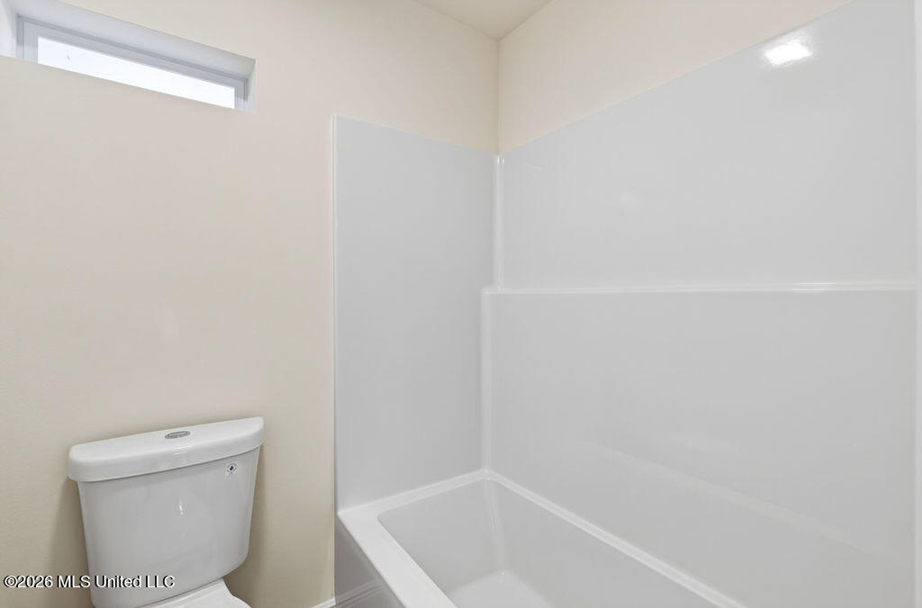 20 Global Lane Property Photo 17