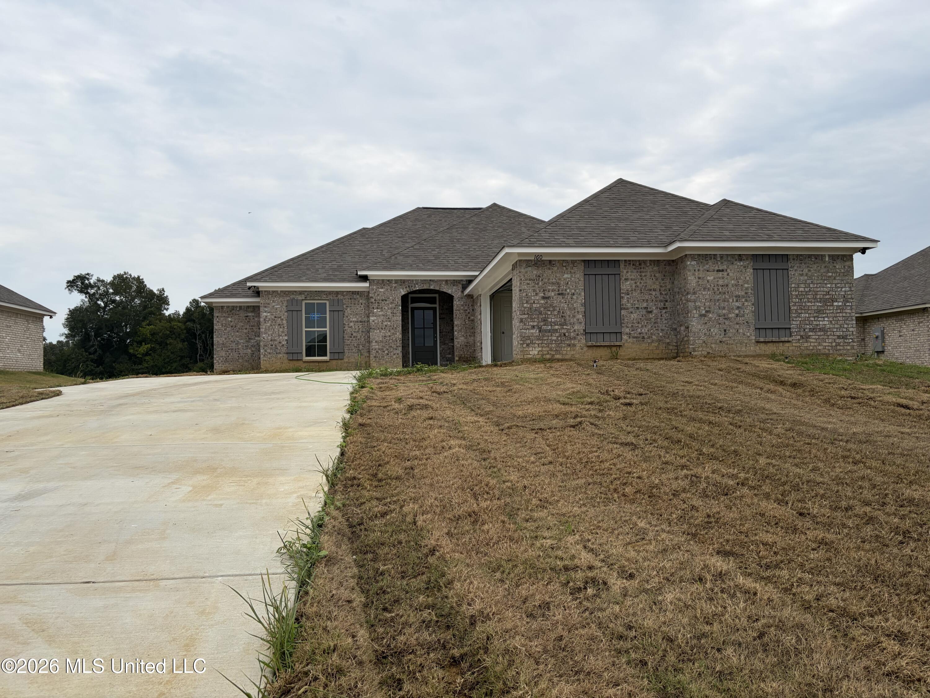 160 Madisonville Drive Property Photo 1