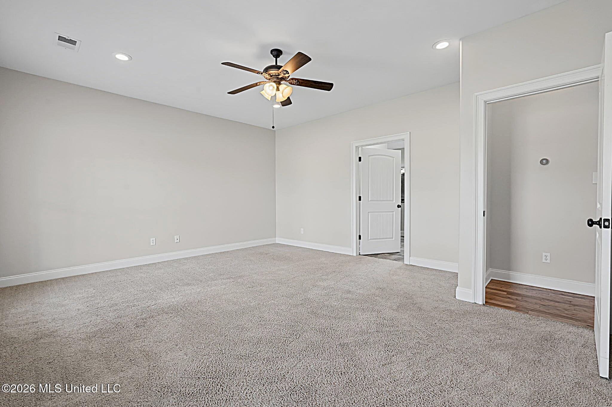 2690 Rodeo Way Property Photo 15