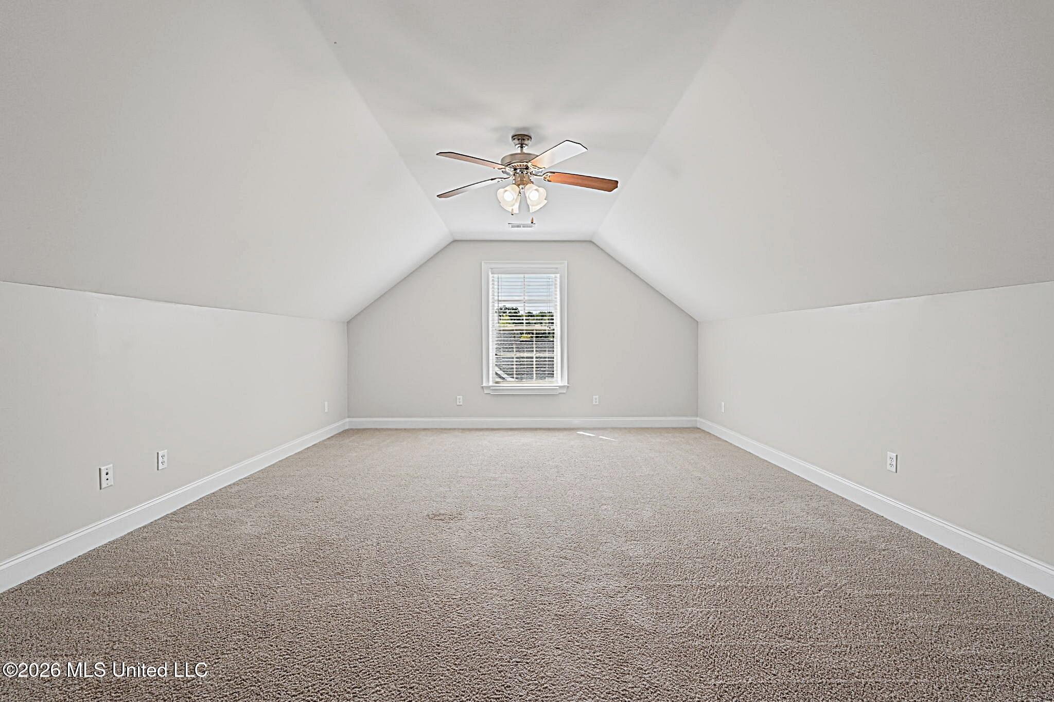 2690 Rodeo Way Property Photo 26