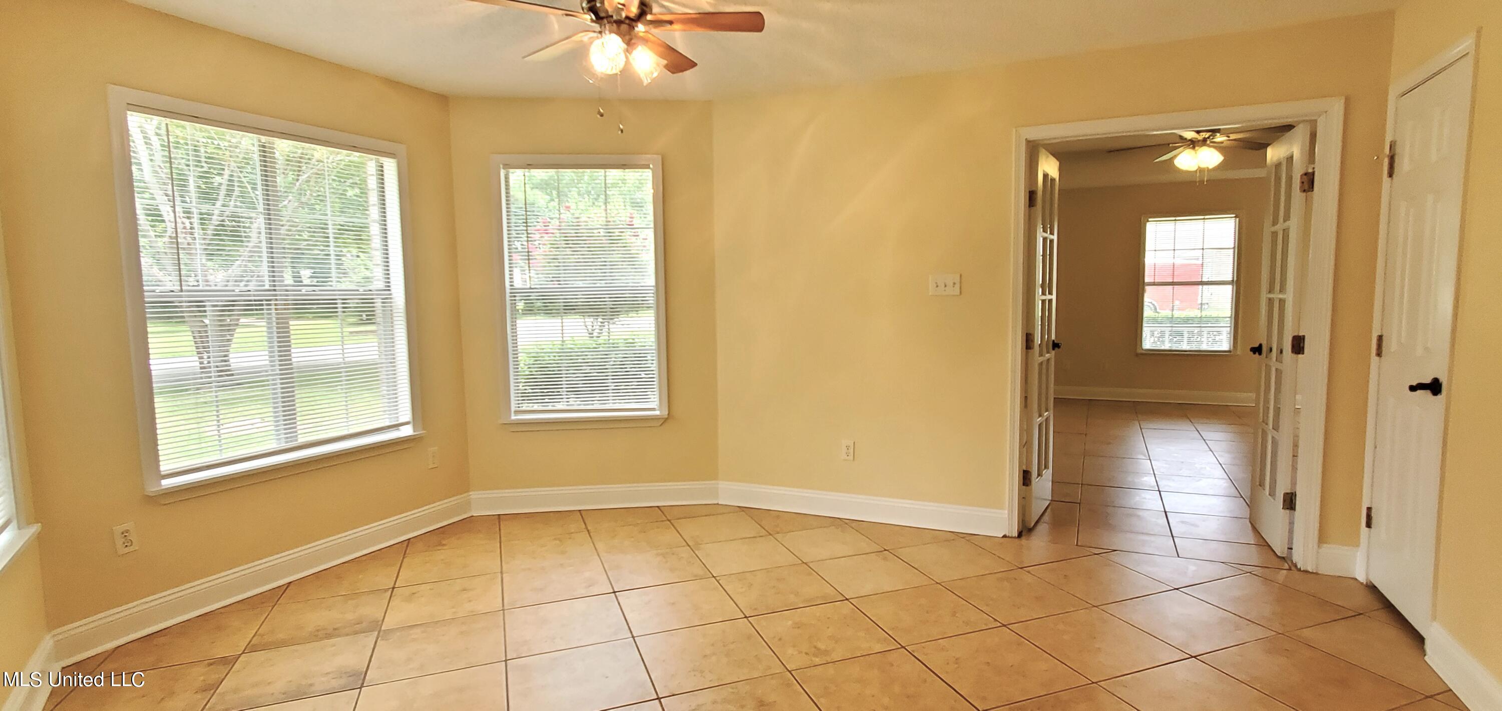 1711 S 2nd Street Property Photo 6
