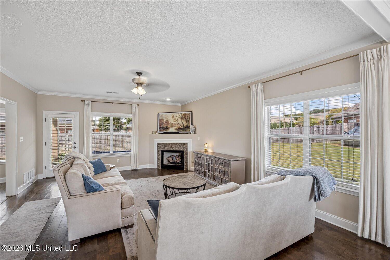 2966 Boffin Drive Property Photo 6