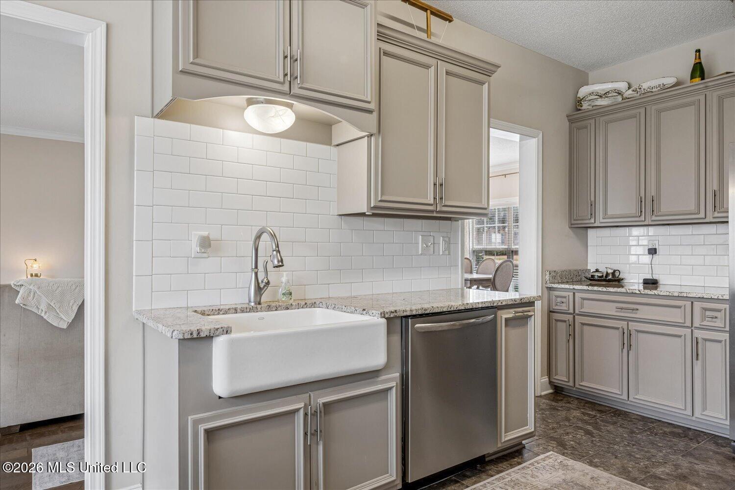 2966 Boffin Drive Property Photo 10