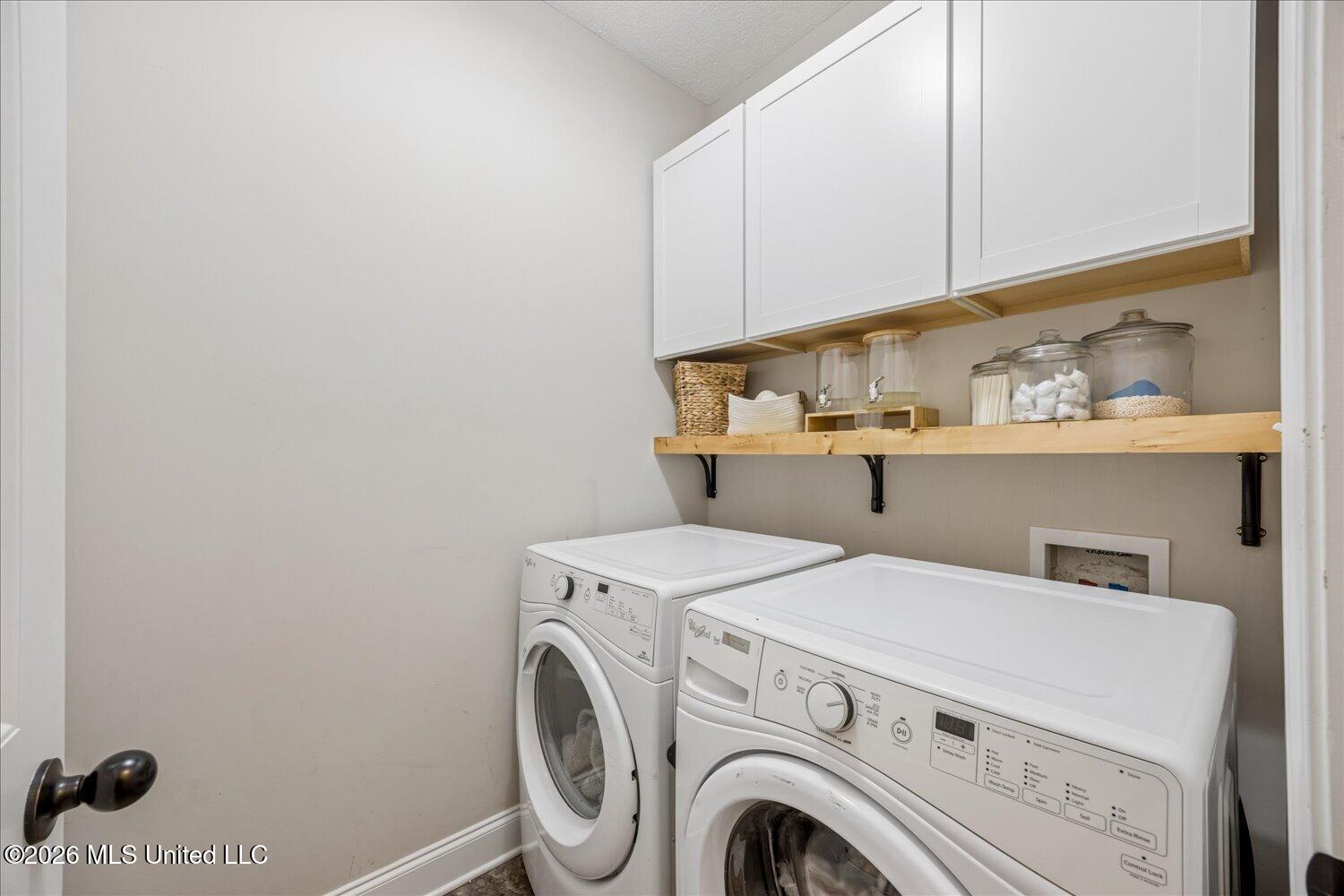 2966 Boffin Drive Property Photo 17