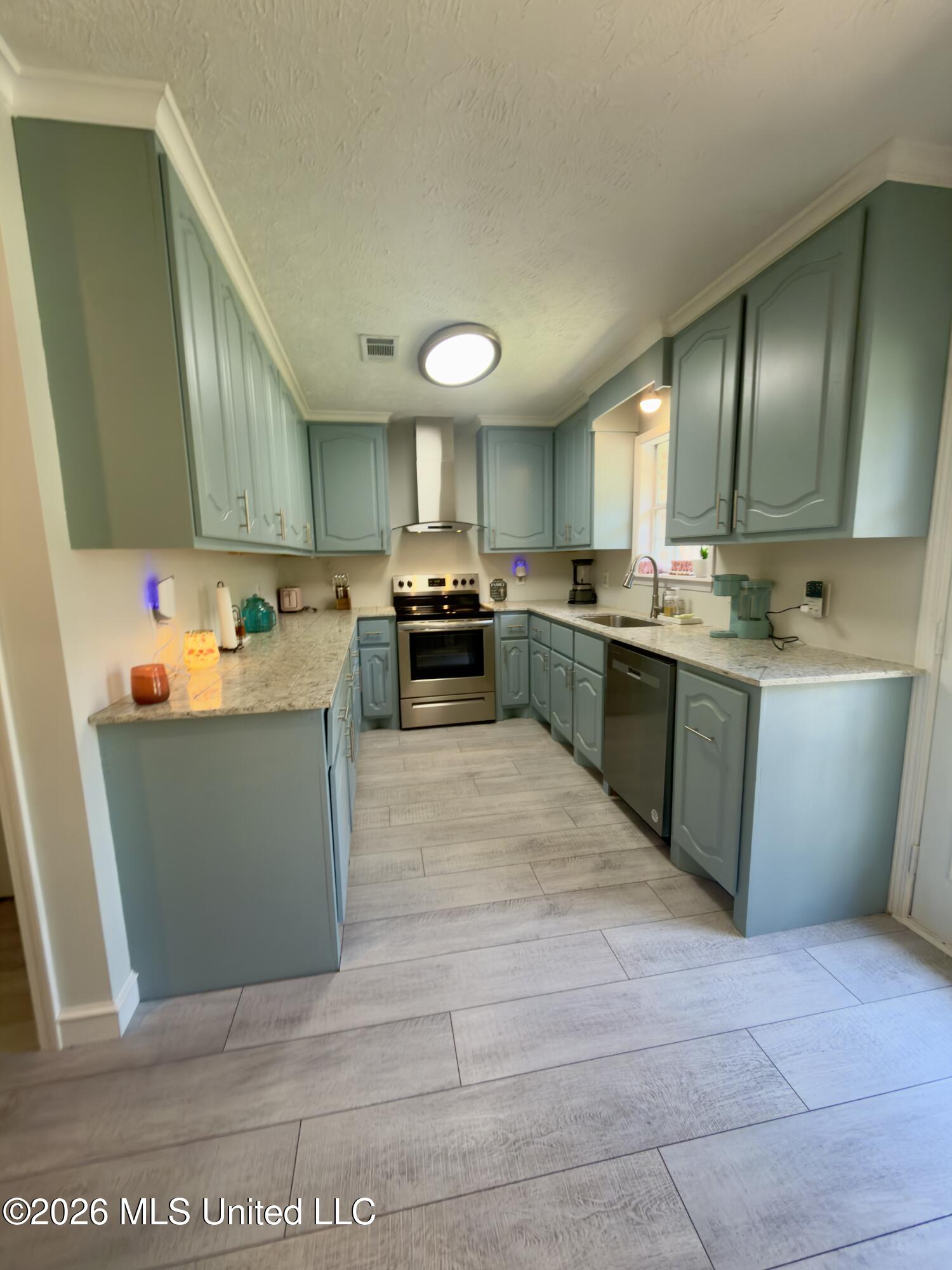 540 Brentwood Drive Property Photo 10