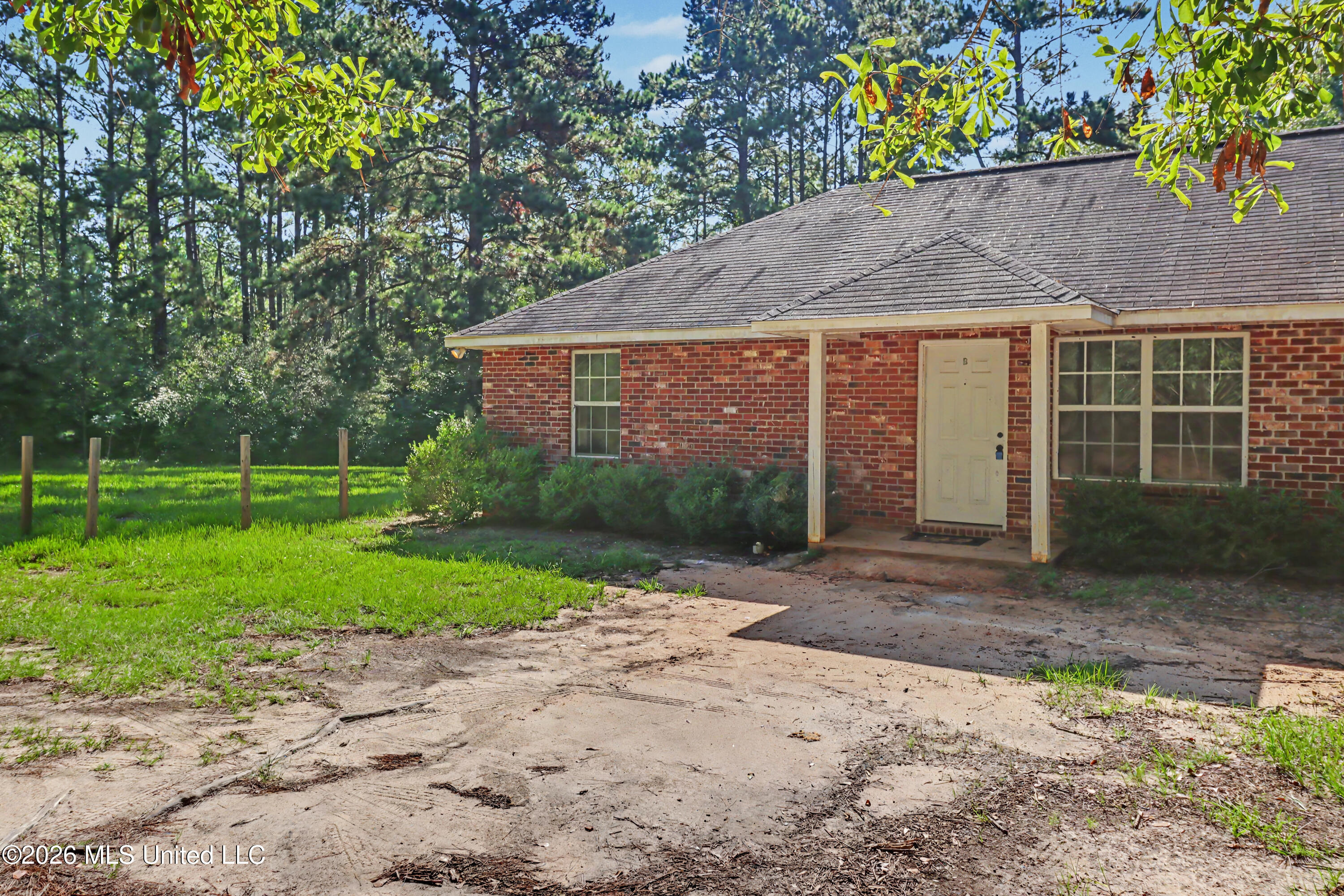 19180 S Carr Bridge Road Property Photo 1