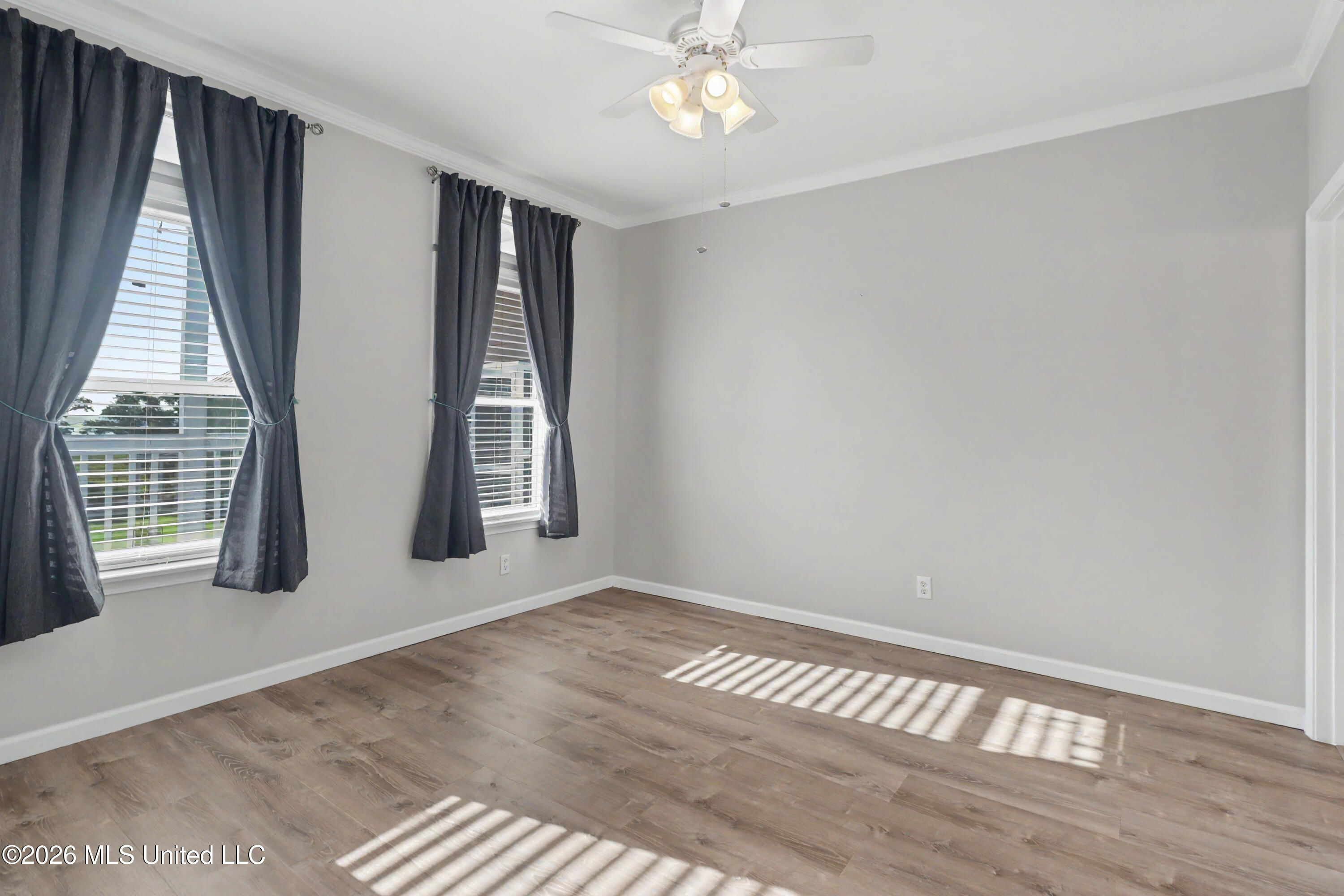 1515 E Beach Boulevard Property Photo 10