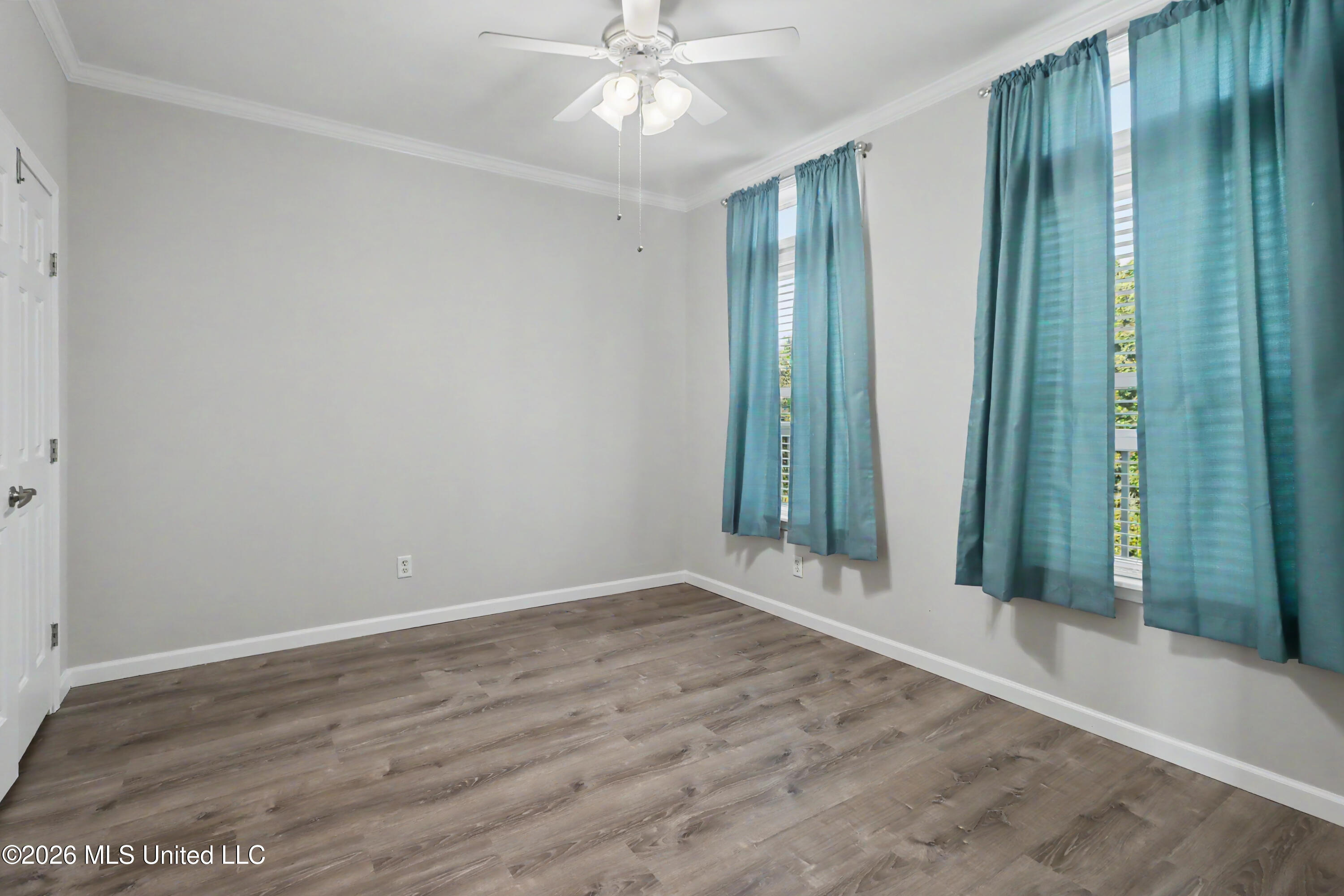 1515 E Beach Boulevard Property Photo 13