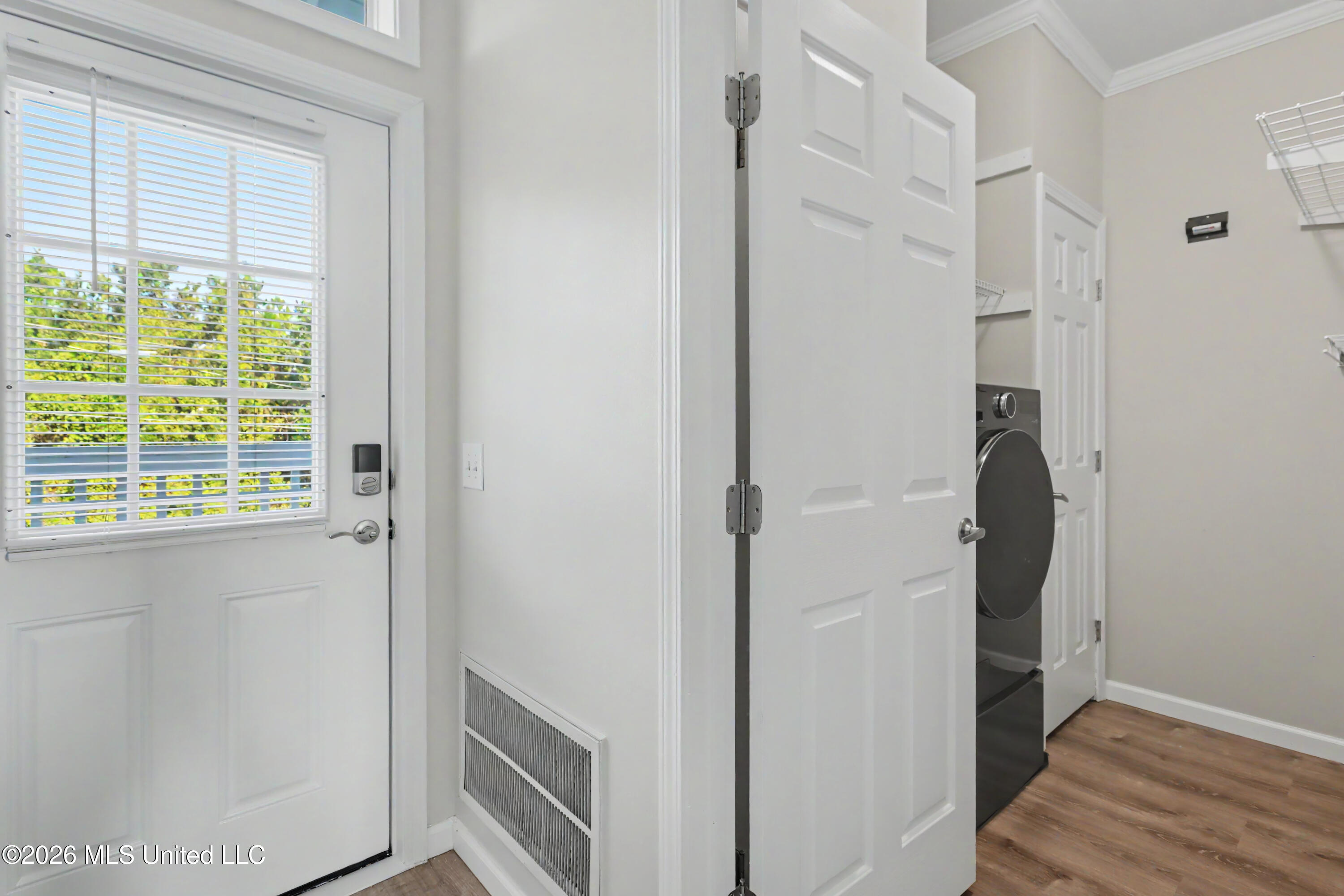 1515 E Beach Boulevard Property Photo 17