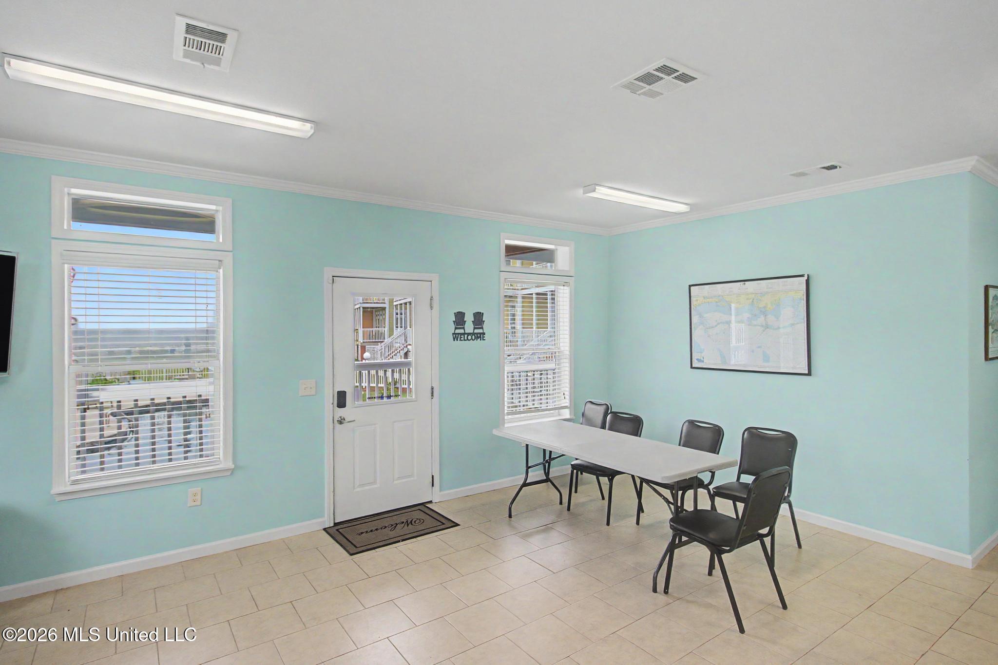 1515 E Beach Boulevard Property Photo 24