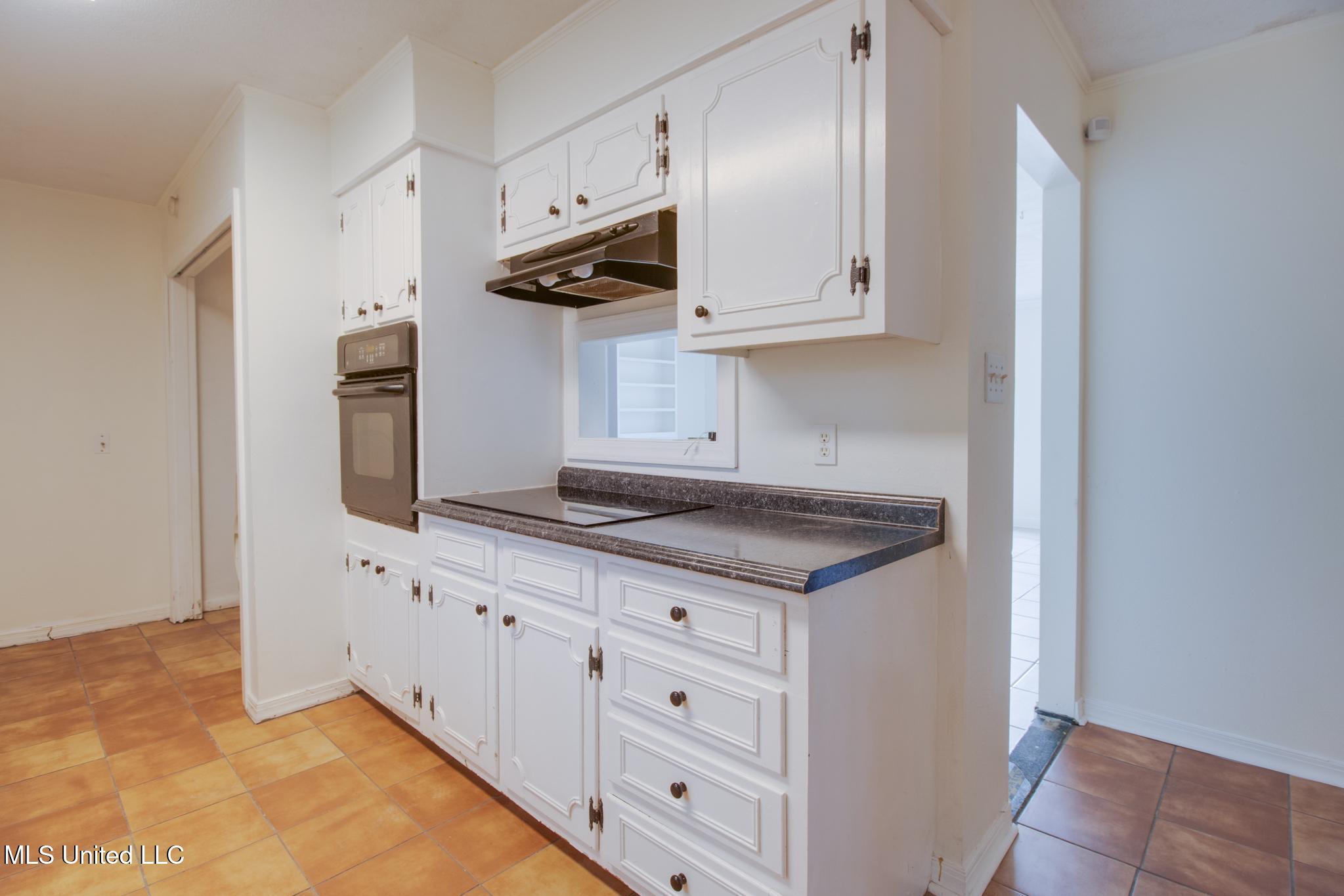 107 Deanna Street Property Photo 5