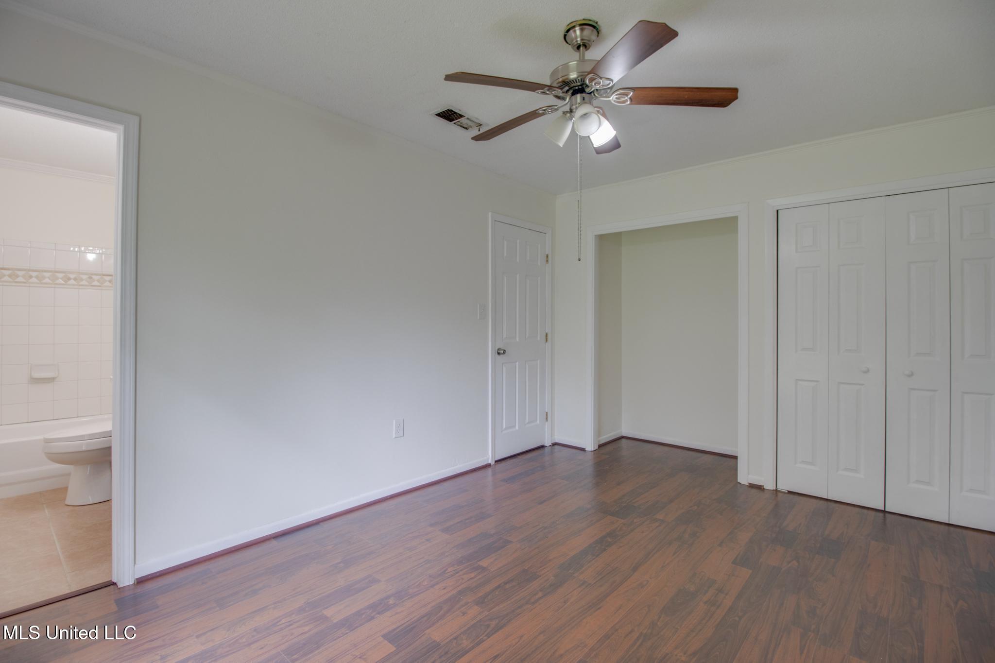 107 Deanna Street Property Photo 12