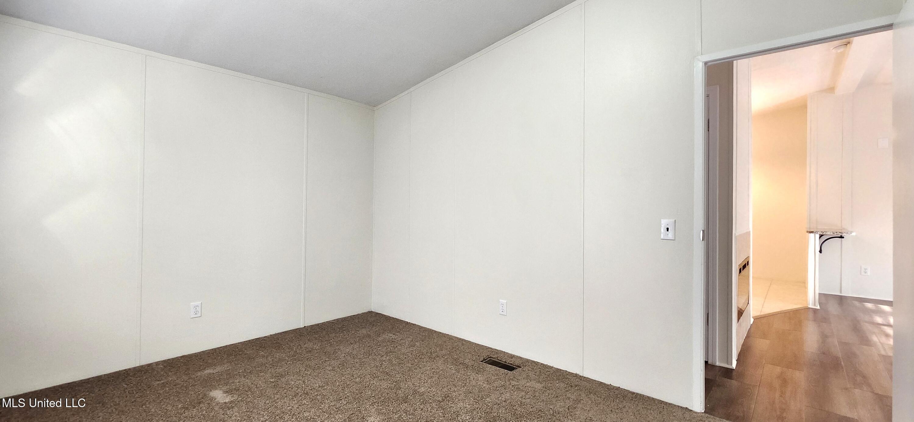 2820 N 19th Street Property Photo 6