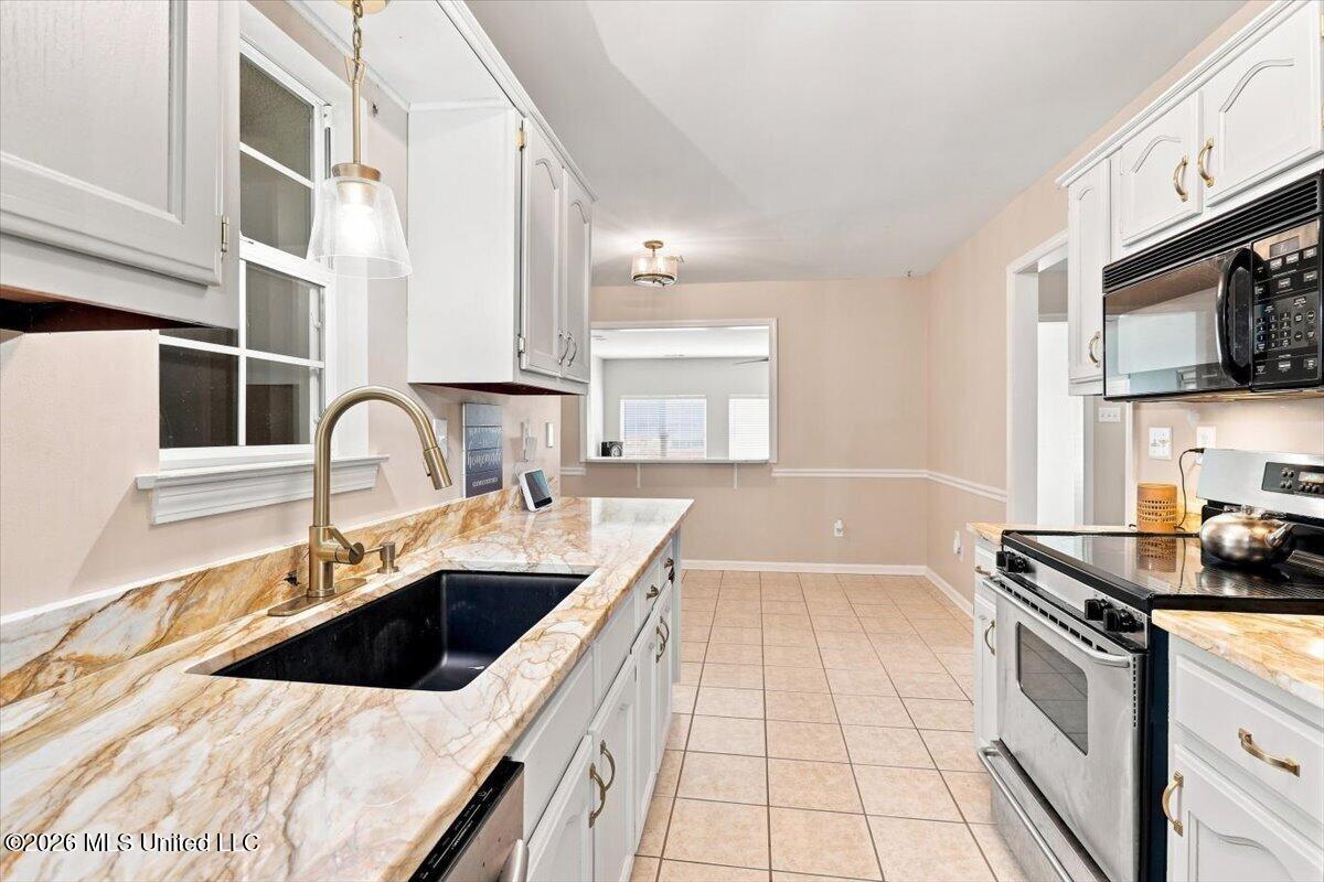 5285 Wildwood Drive Property Photo 16