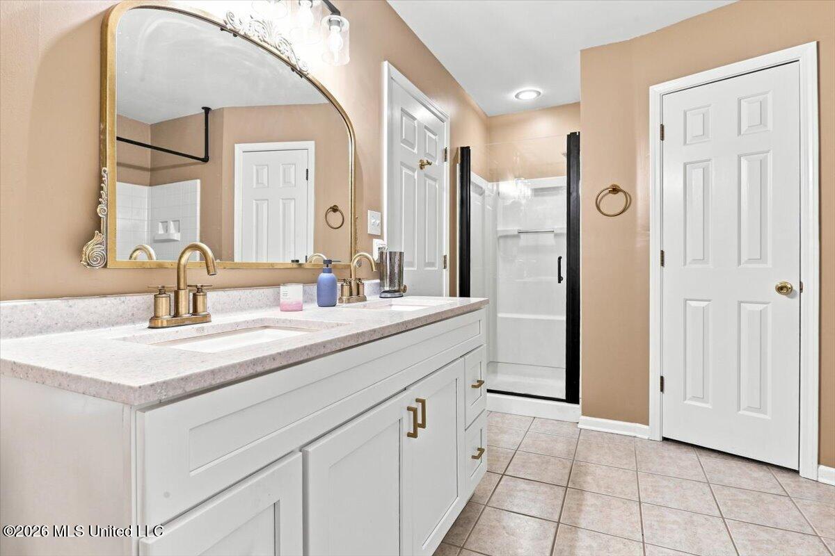 5285 Wildwood Drive Property Photo 24